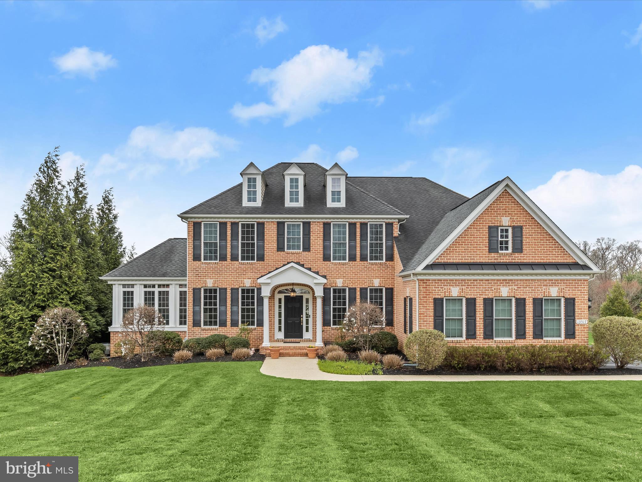 CLOVERFIELD - Residential