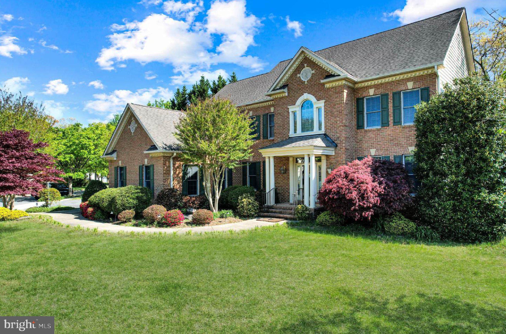 FARMINGTON VILLAGE - Residential