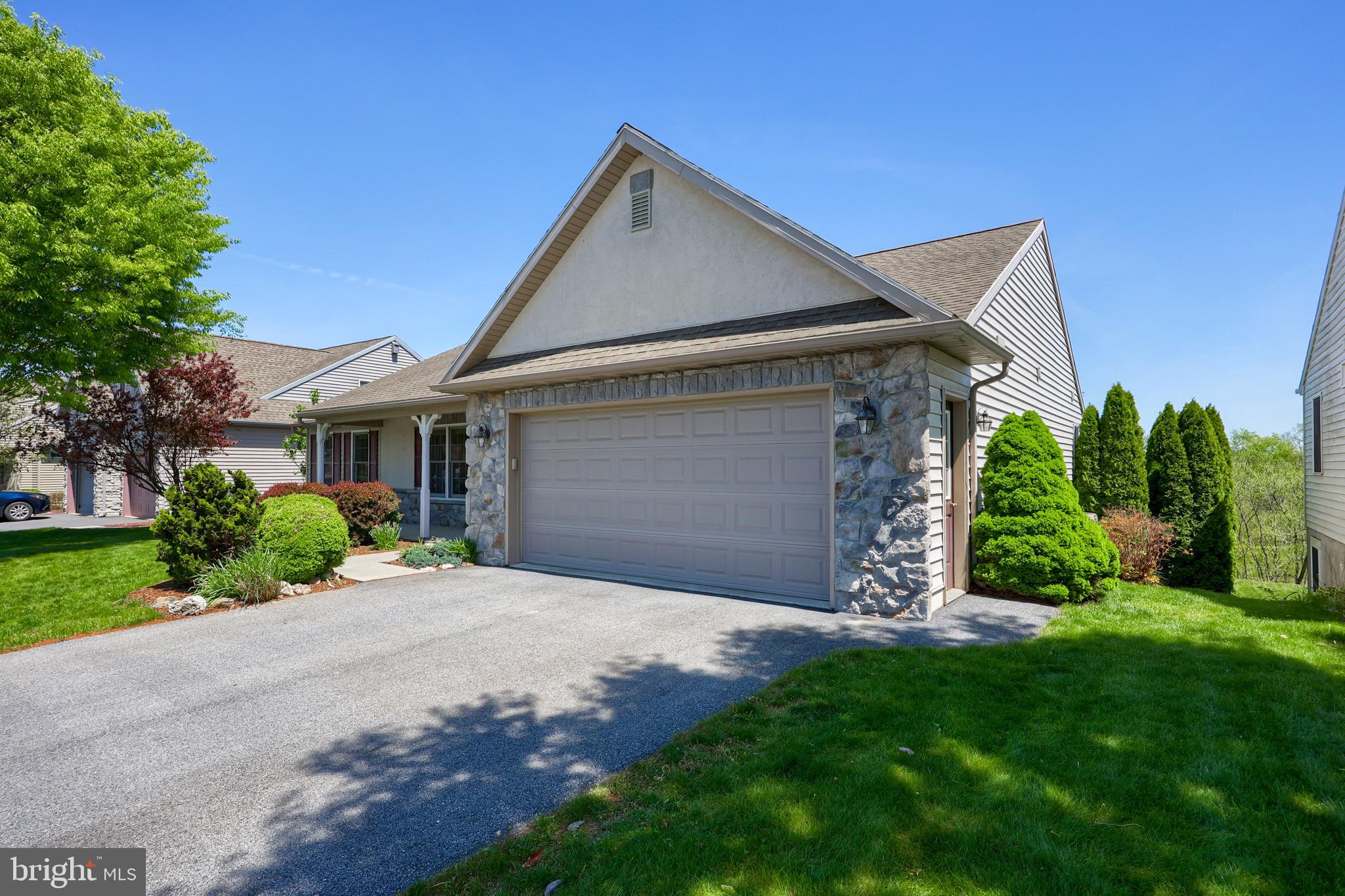 BROOKSHIRE - Residential