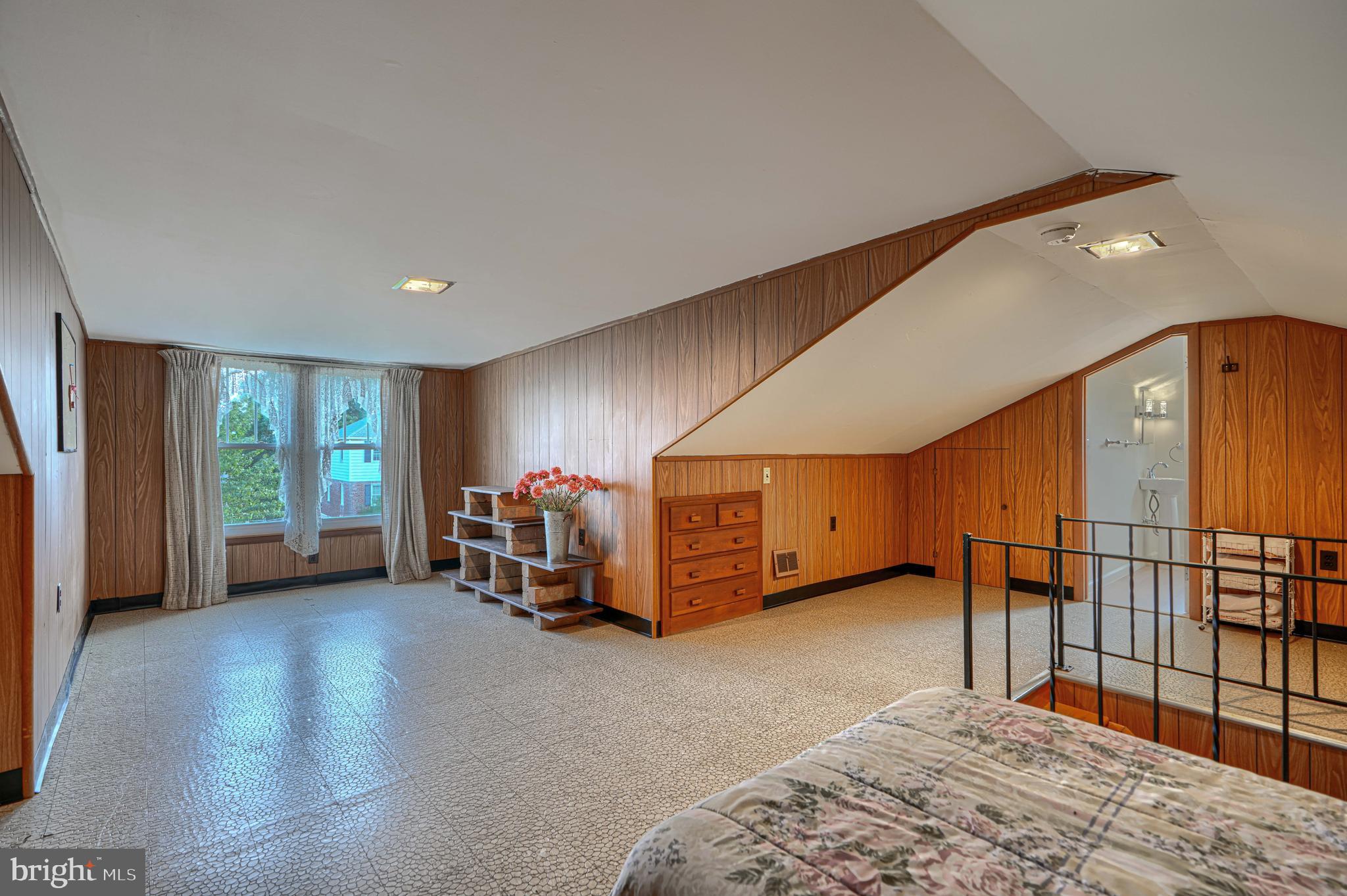 PARKVILLE - Residential