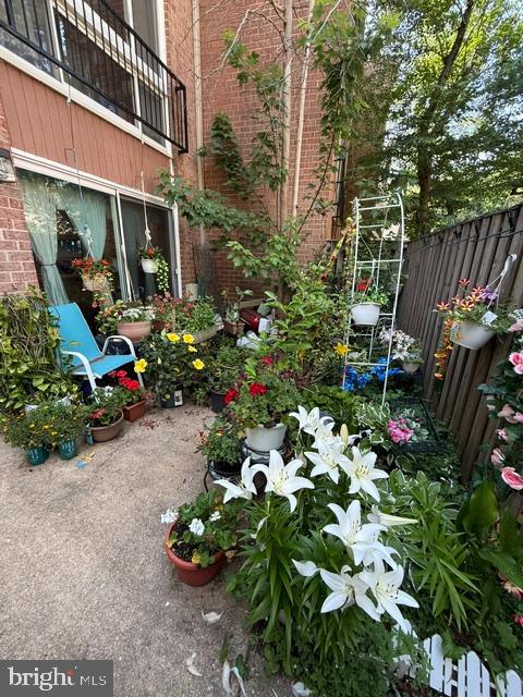 End Unit! Fantastic opportunity to own a beautifully renovated home in the heart of Columbia. Move right in and enjoy the updated kitchen, renovated bathrooms, newer flooring, and spacious primary bedroom featuring a large custom walk-in closet and heated bathroom floor. Convenient laundry room with washer and dryer included. Relax on your private patio and enjoy the ease of low-maintenance living. Ideally located close to shopping, restaurants, and major commuter routes. Come take a look—you'll love it! No sign on property.
