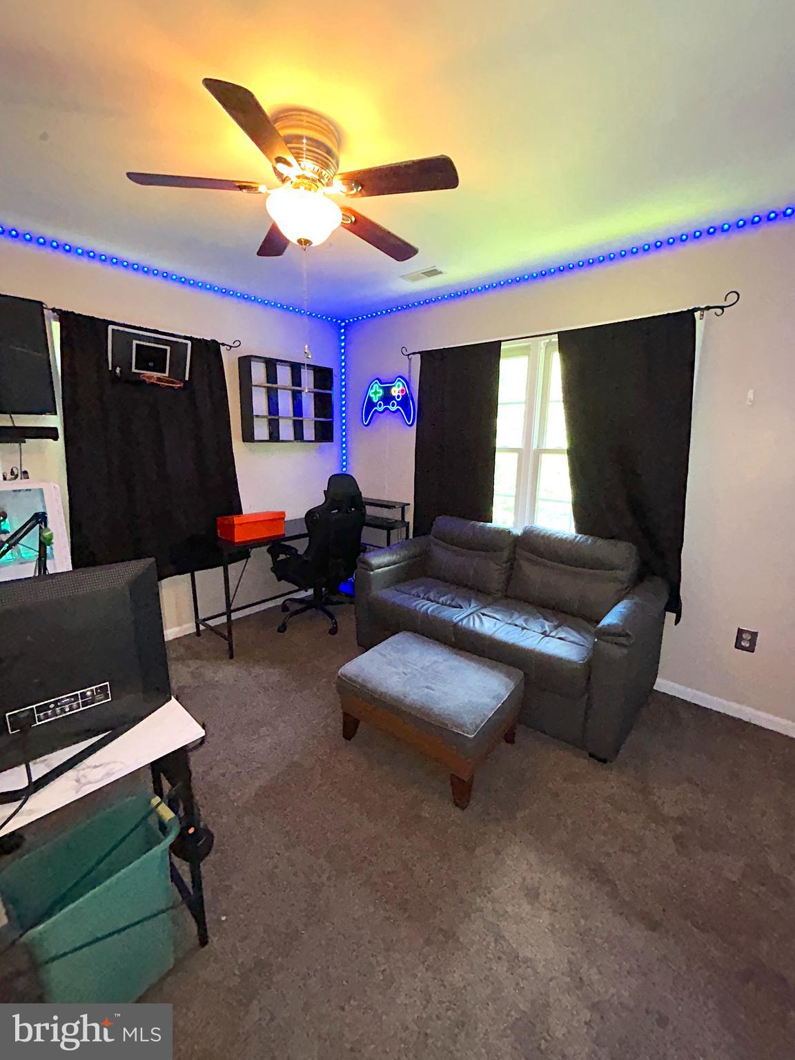 FAIRFIELD - Residential