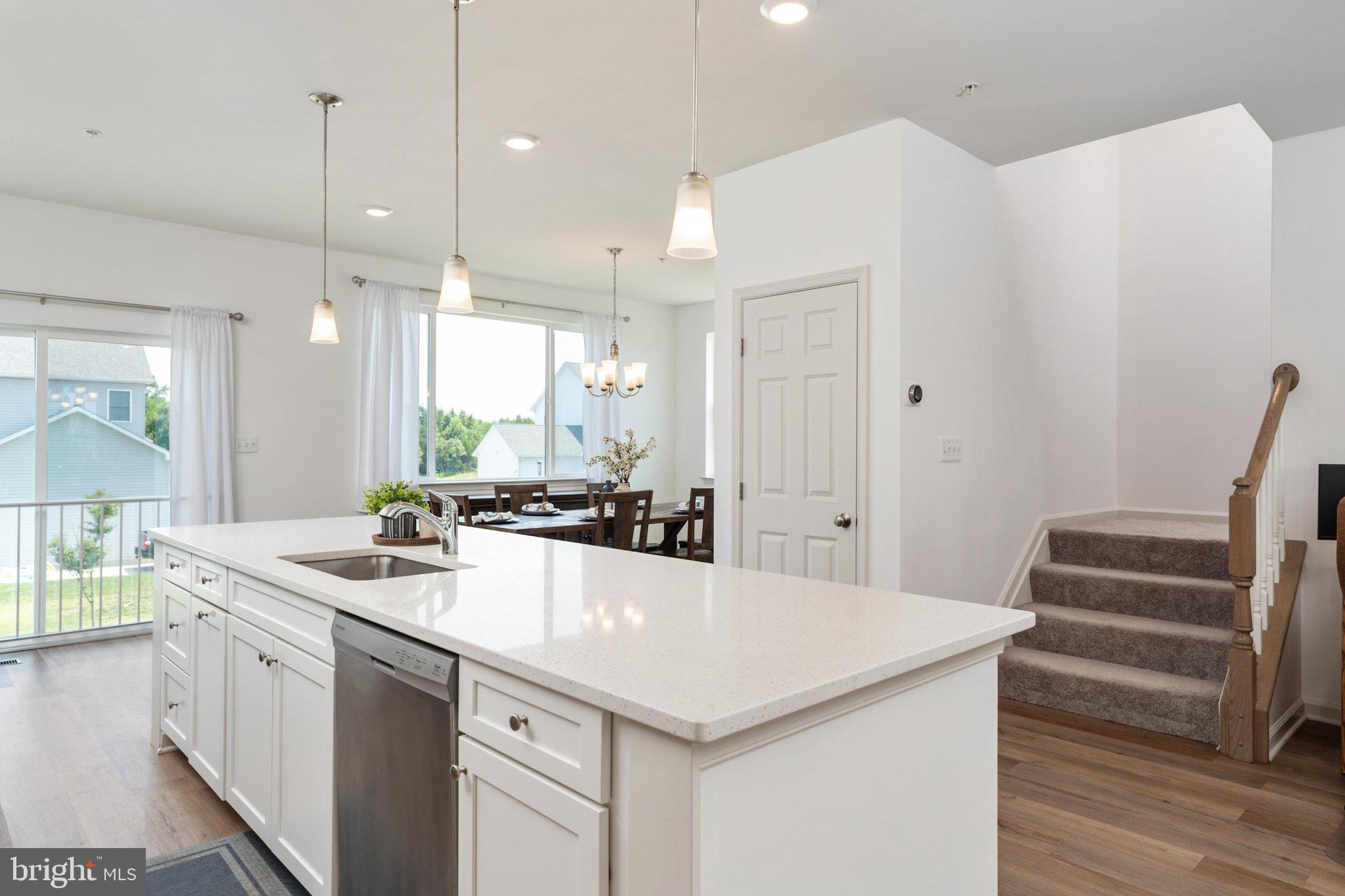 ELLENDALE - Residential