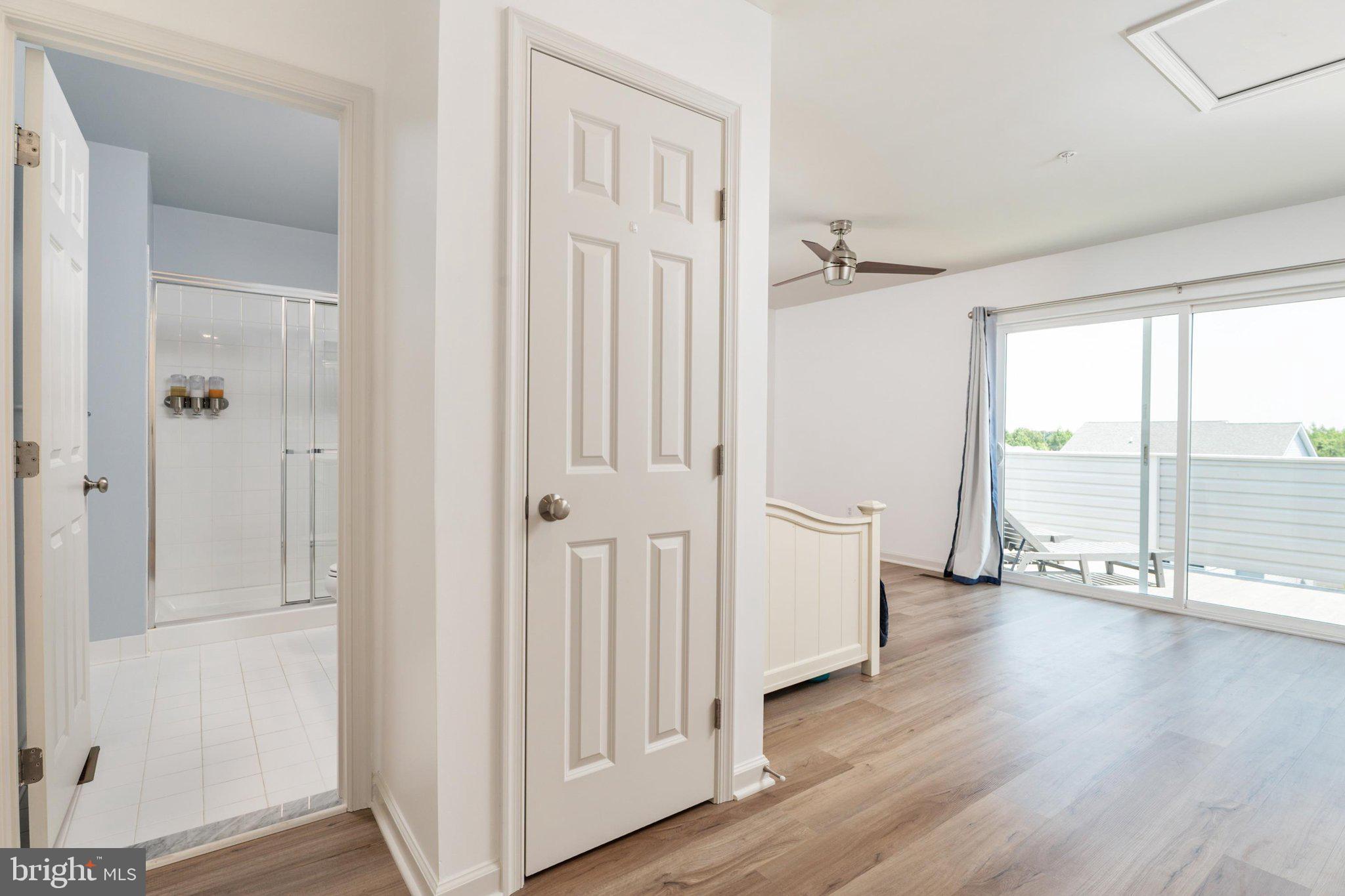 ELLENDALE - Residential