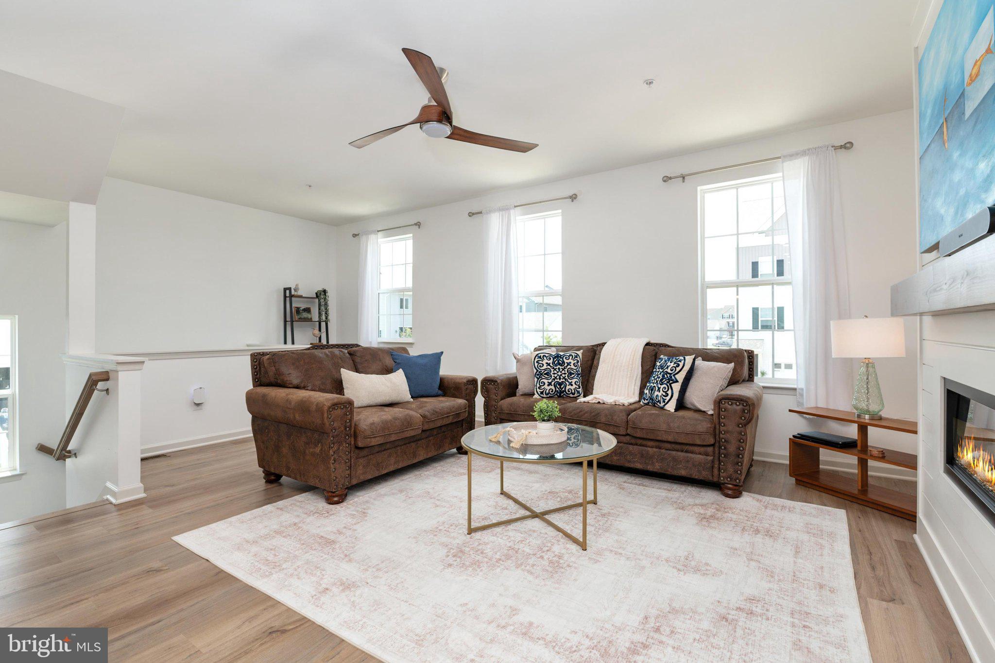 ELLENDALE - Residential