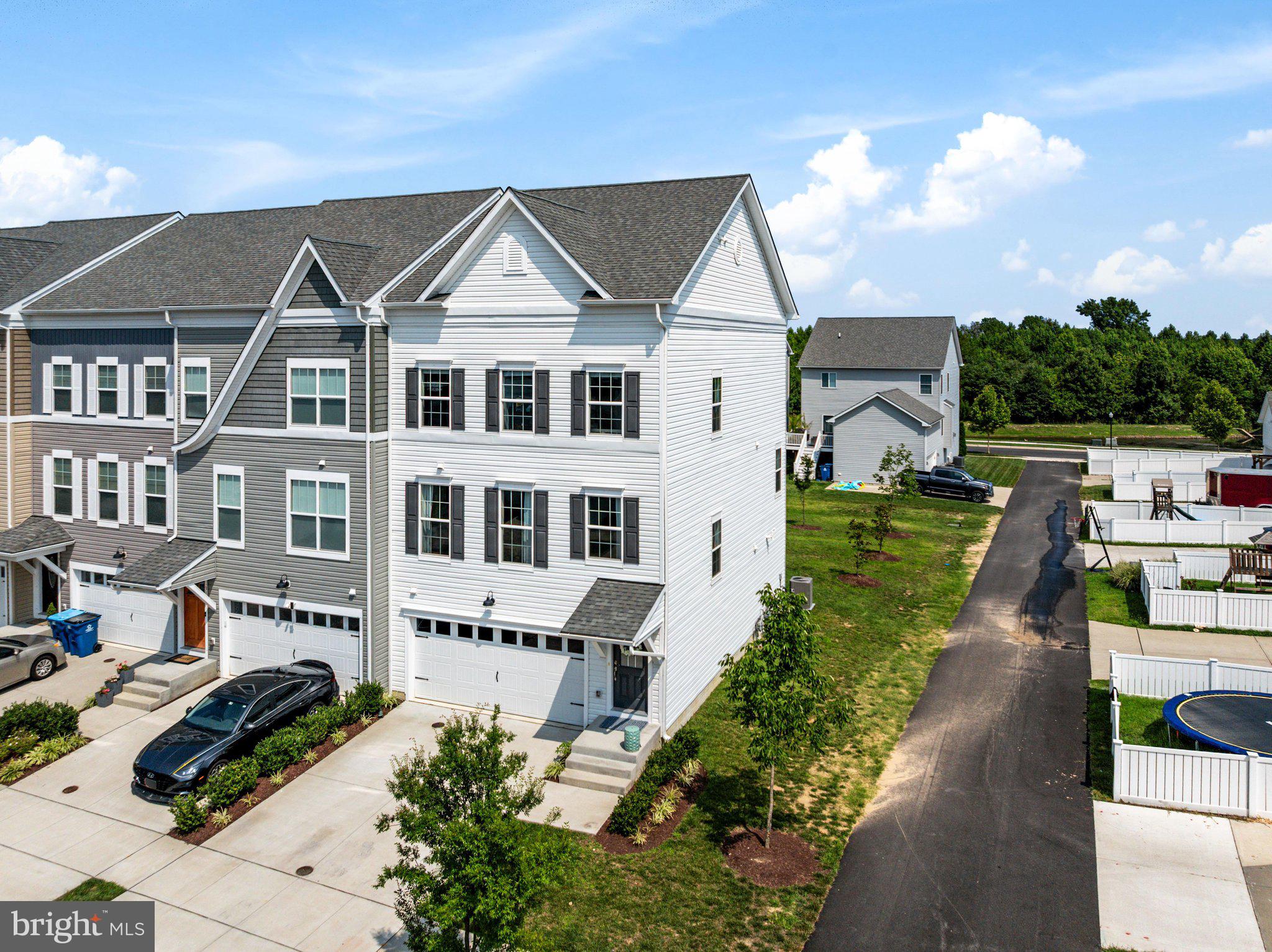 ELLENDALE - Residential