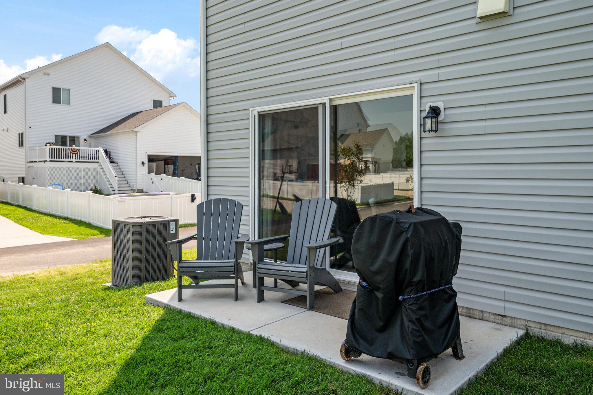 ELLENDALE - Residential