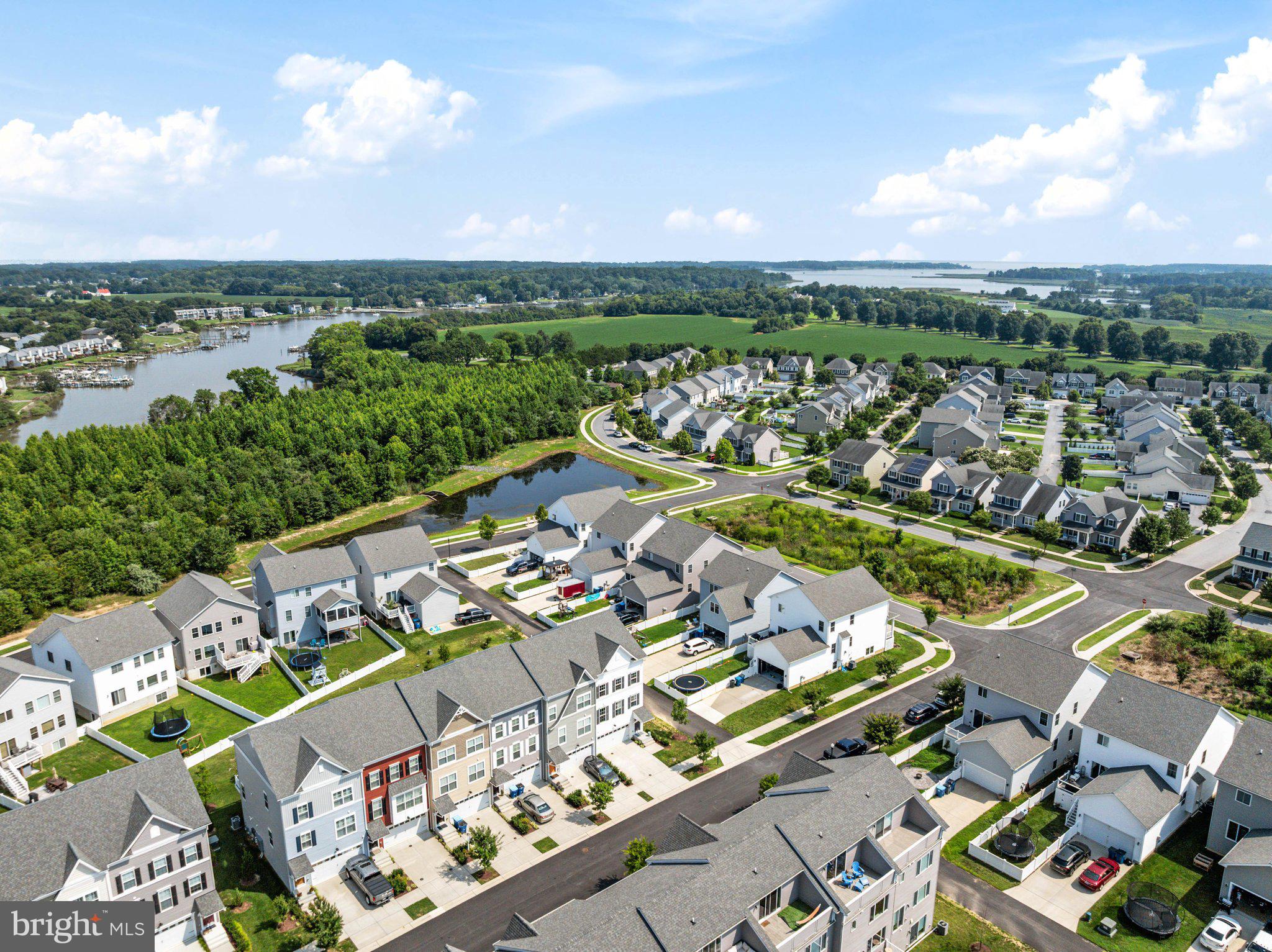 ELLENDALE - Residential