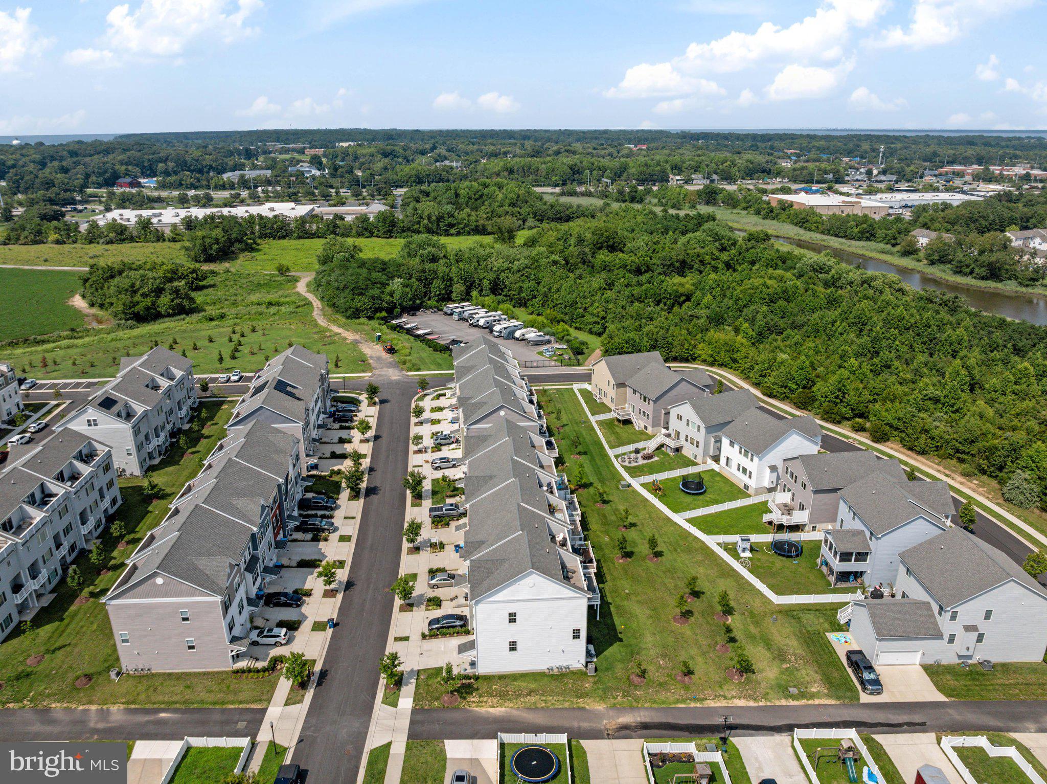 ELLENDALE - Residential