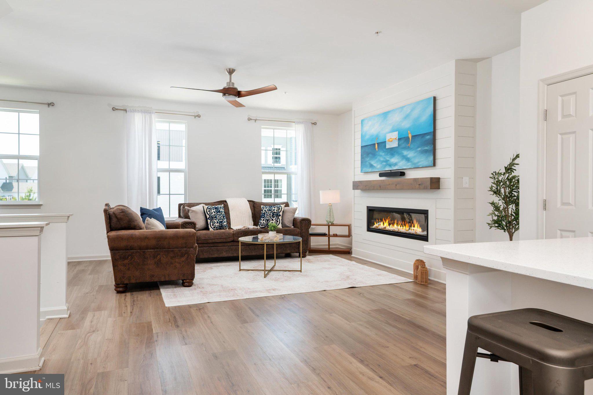 ELLENDALE - Residential