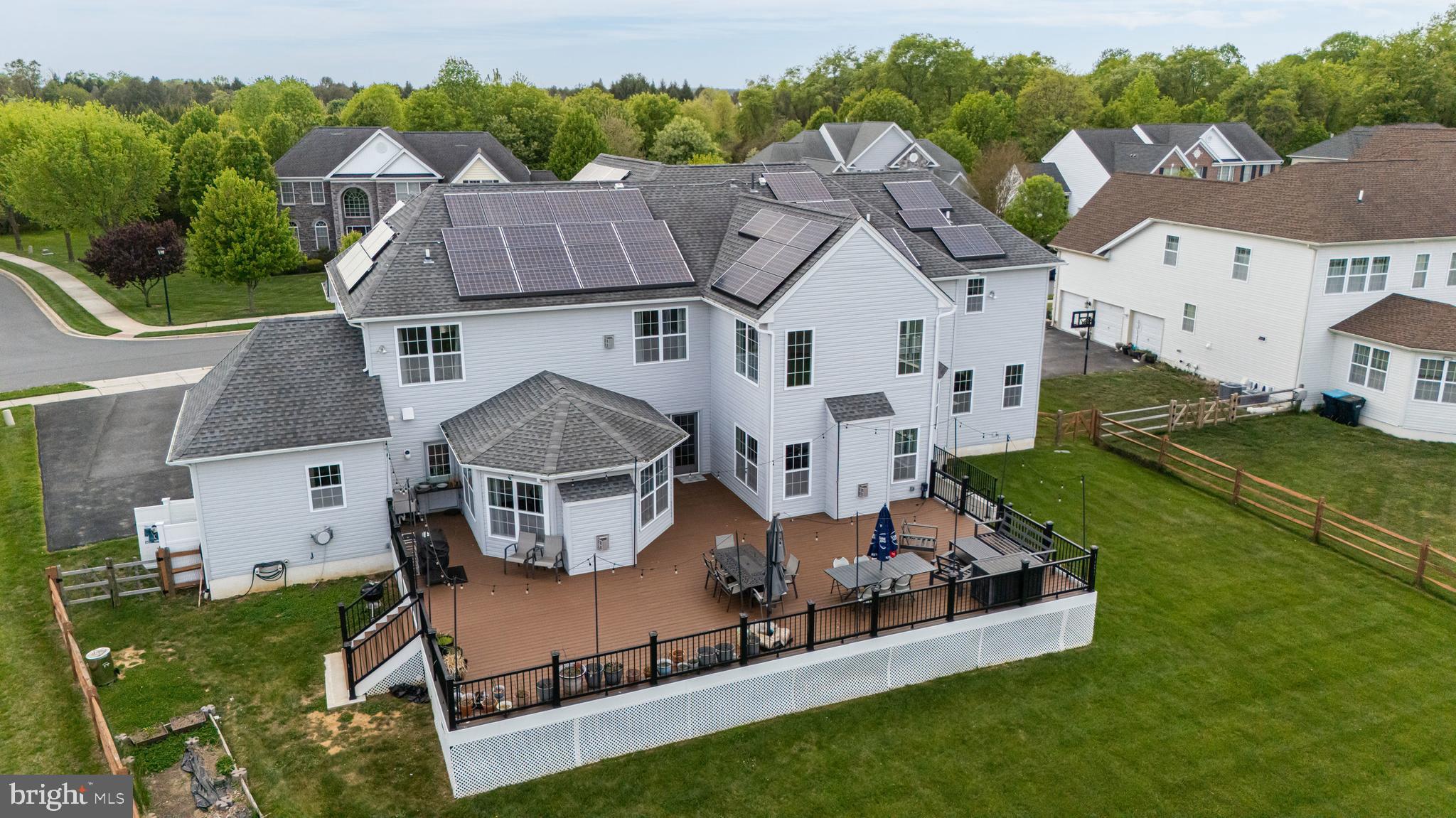 RED LION CHASE - Residential