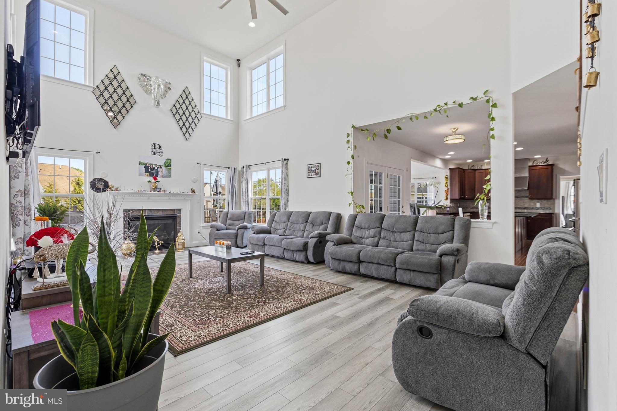 RED LION CHASE - Residential