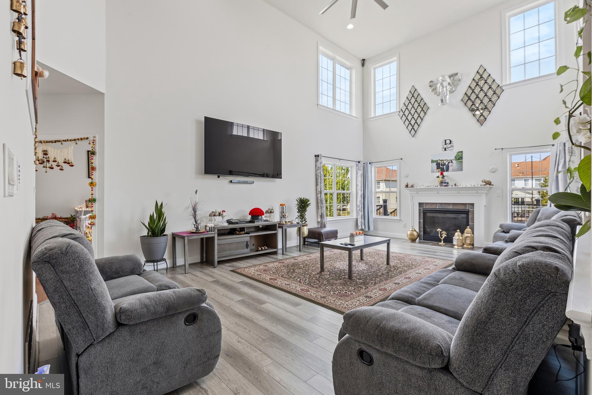 RED LION CHASE - Residential
