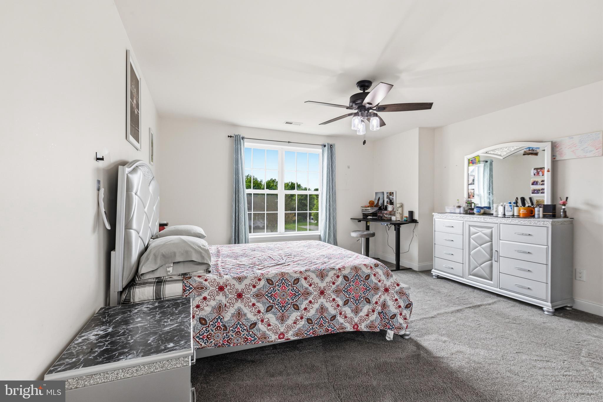 RED LION CHASE - Residential