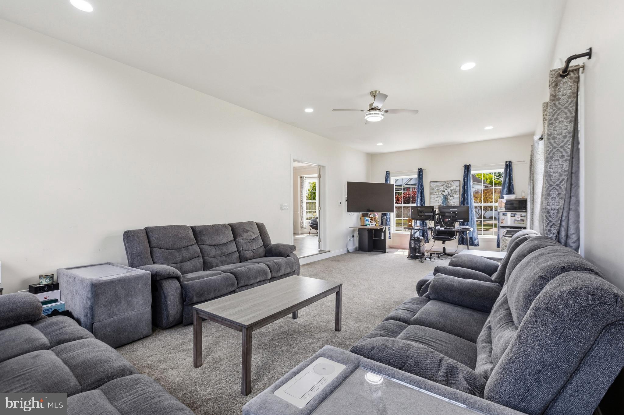 RED LION CHASE - Residential