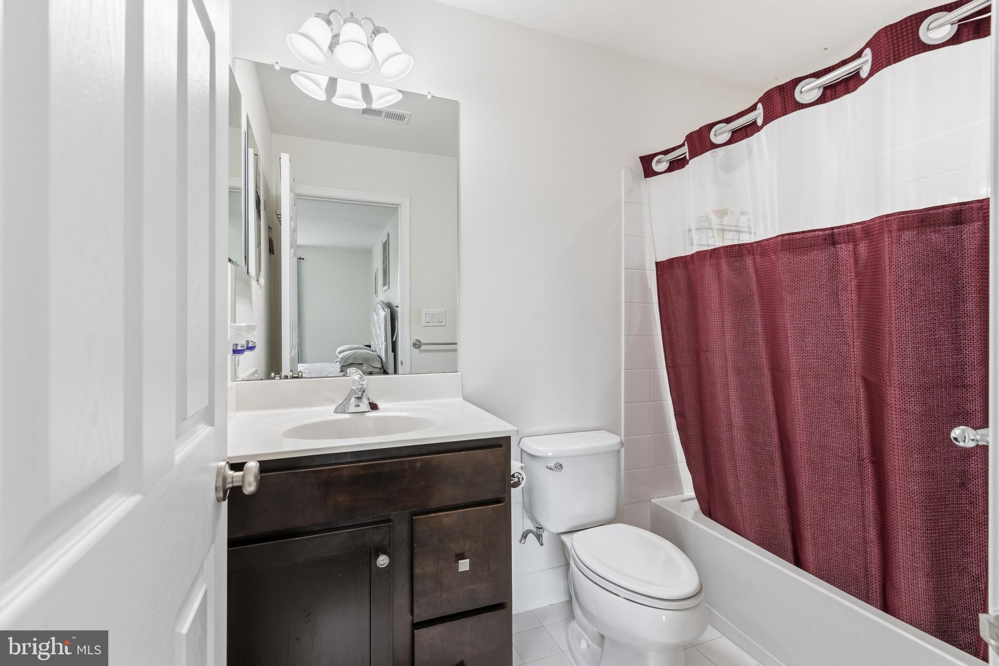 RED LION CHASE - Residential