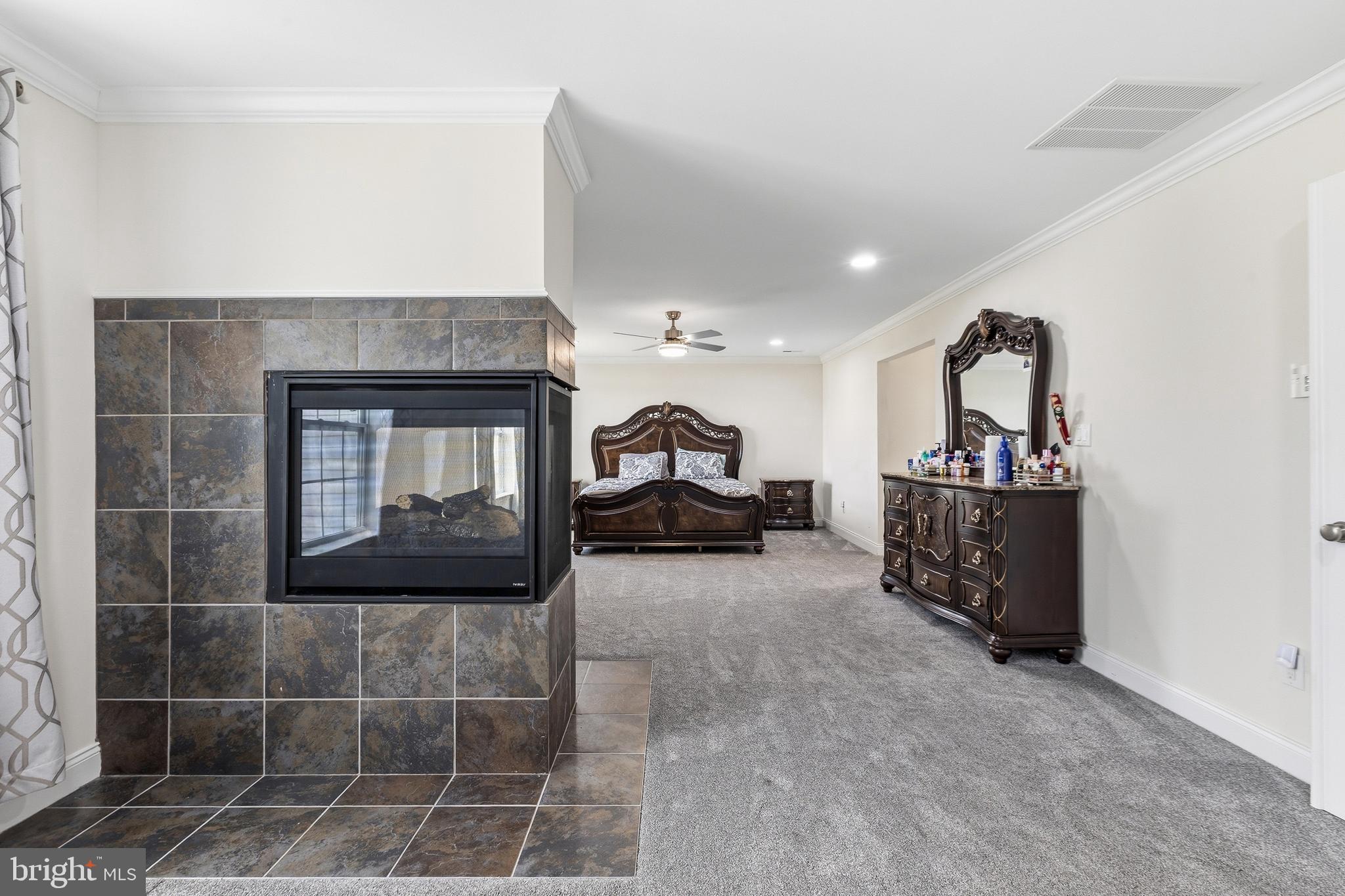 RED LION CHASE - Residential