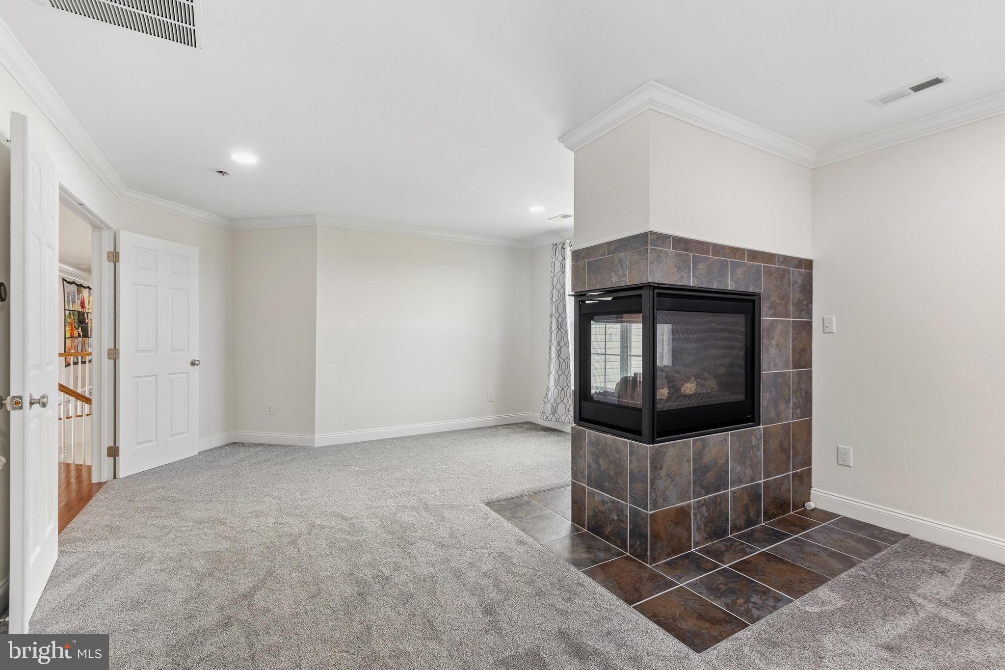 RED LION CHASE - Residential