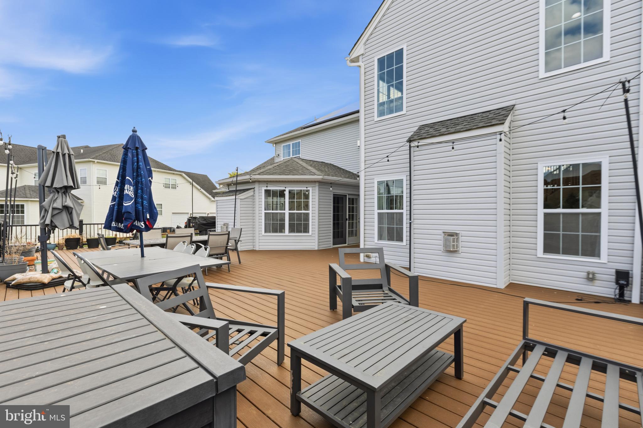 RED LION CHASE - Residential