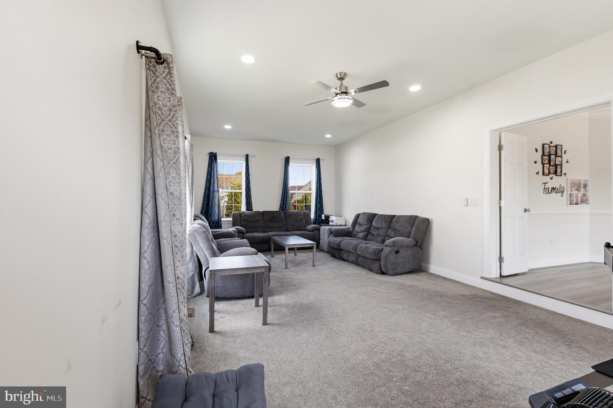 RED LION CHASE - Residential