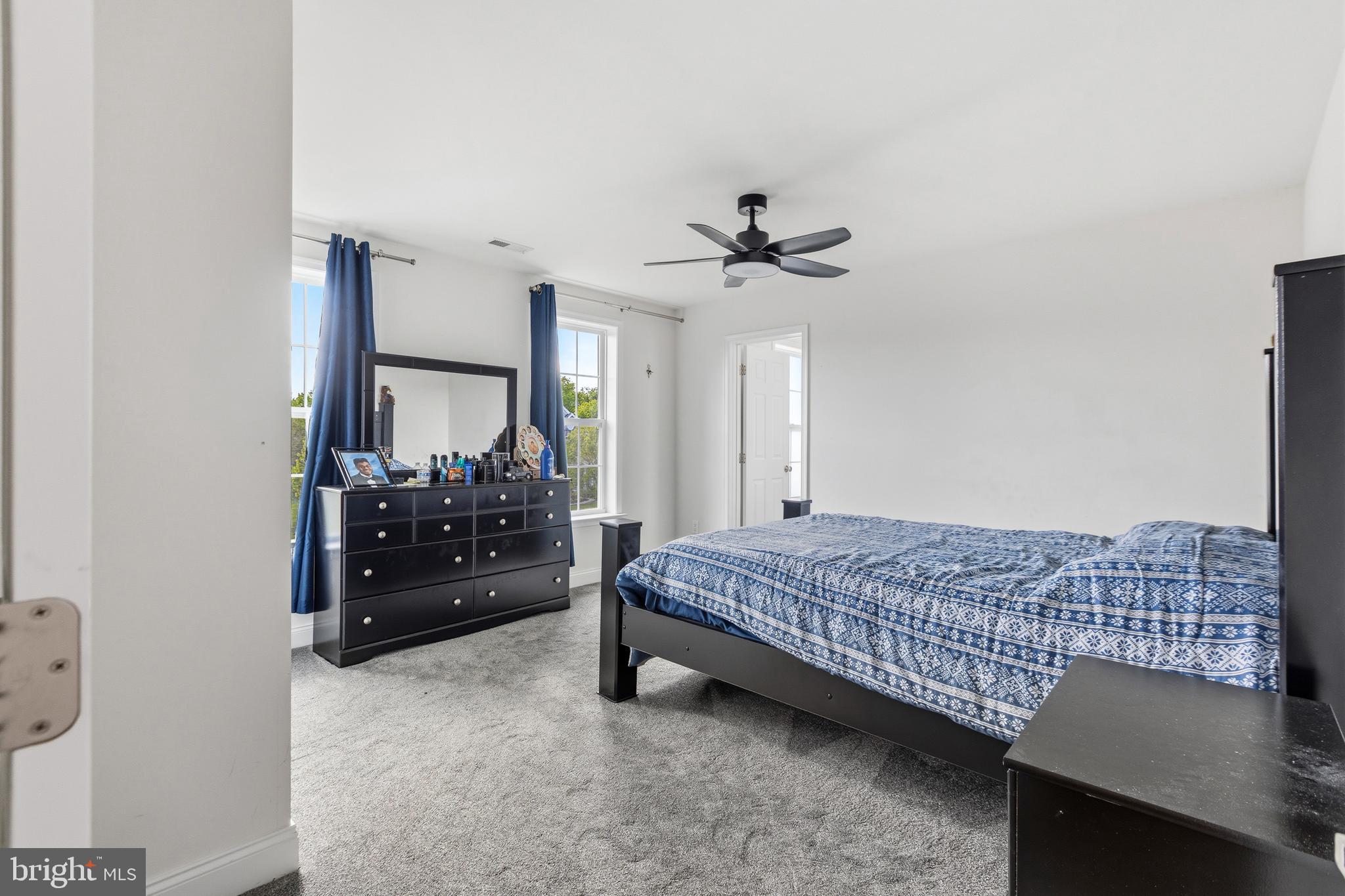 RED LION CHASE - Residential