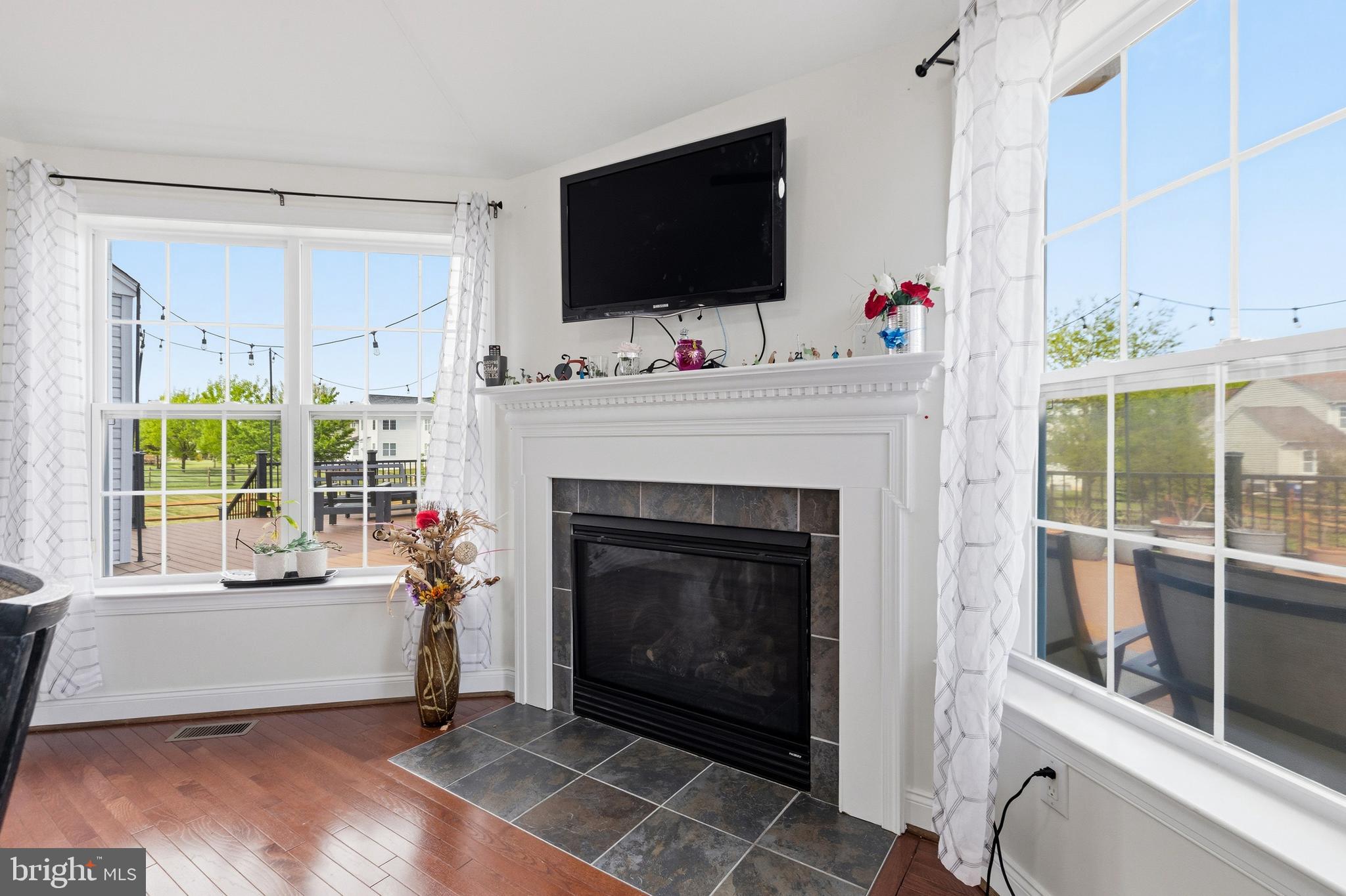 RED LION CHASE - Residential
