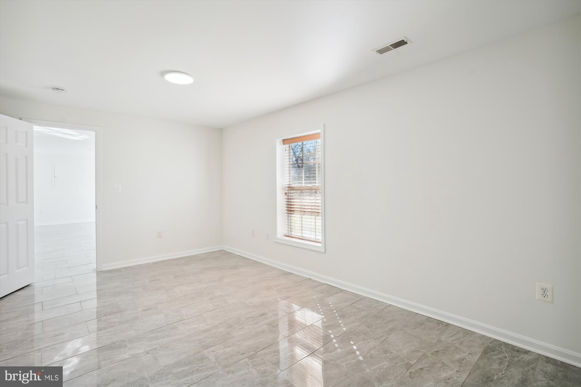 ROSEBERRY - Residential Lease