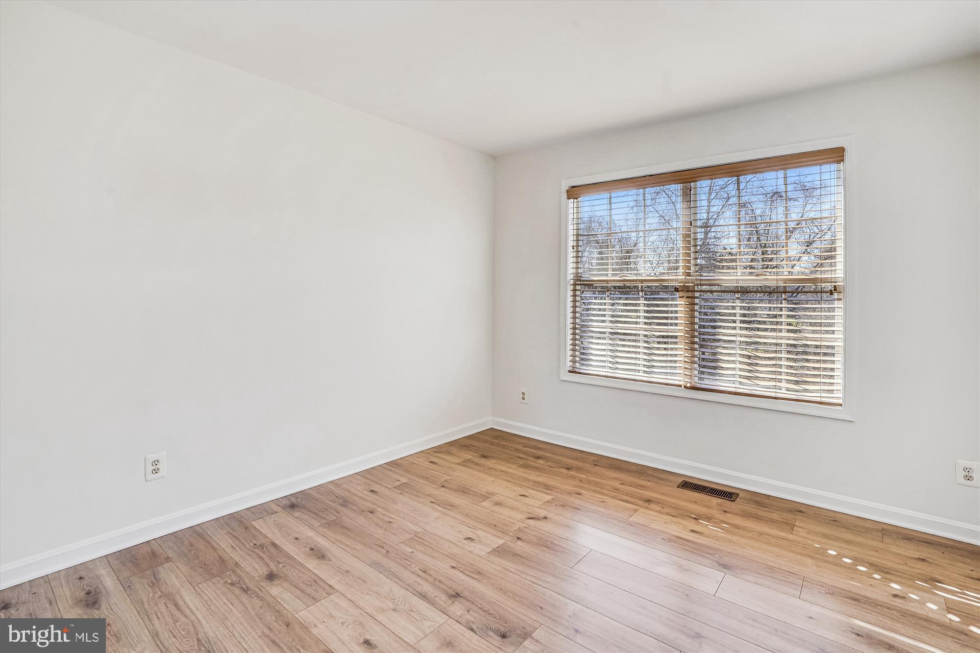 ROSEBERRY - Residential Lease