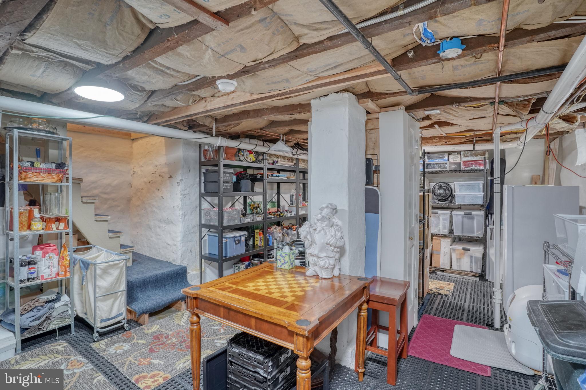 OLD NEW CASTLE - Residential