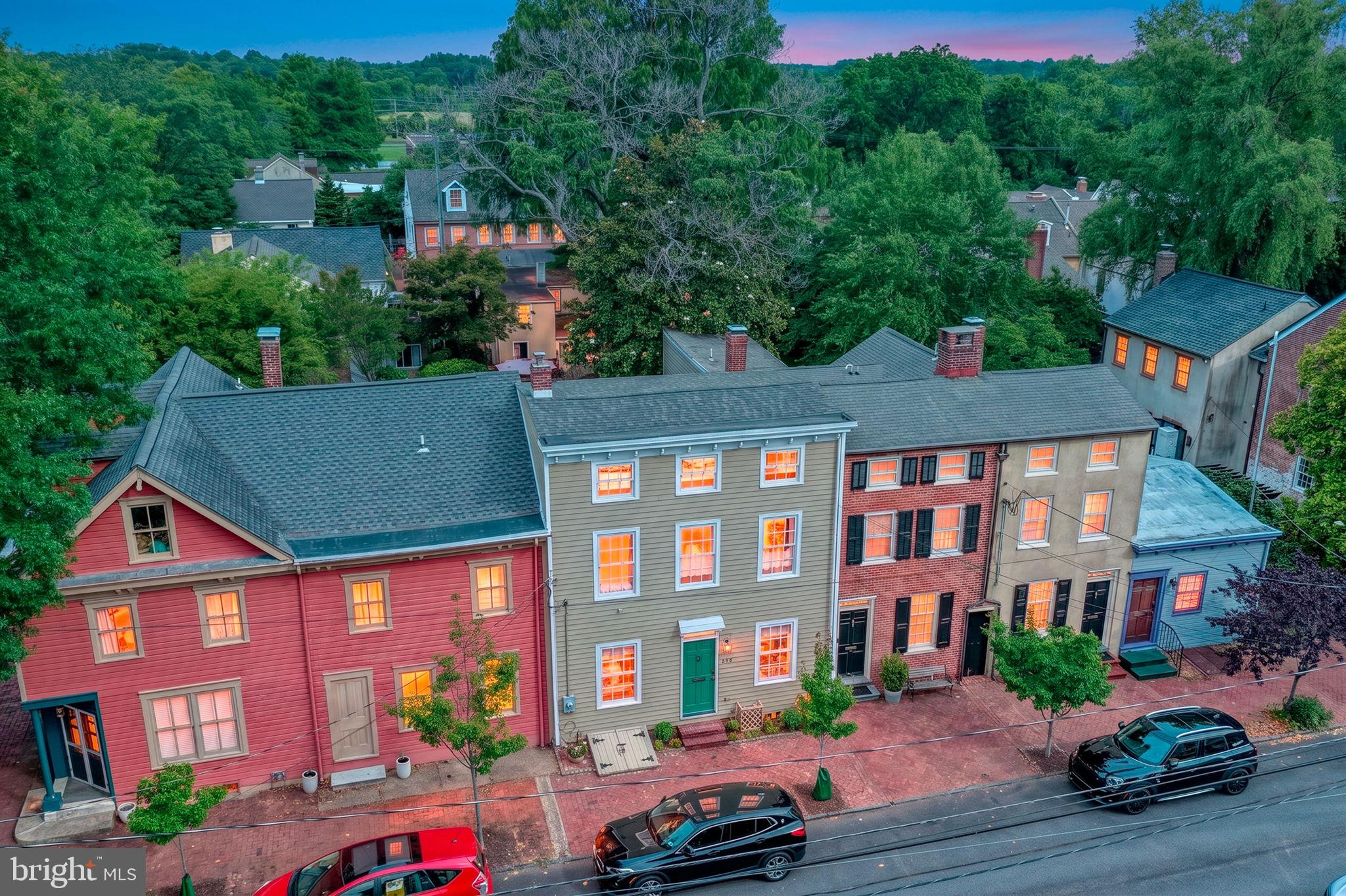 OLD NEW CASTLE - Residential