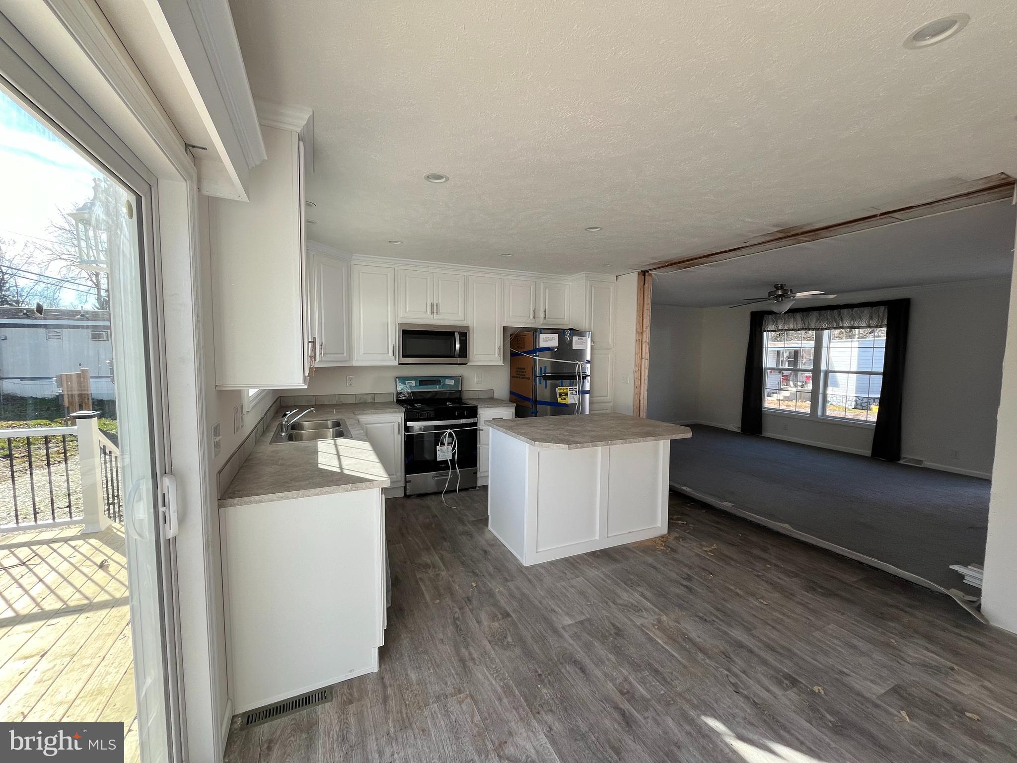 RIDGEVIEW - Residential