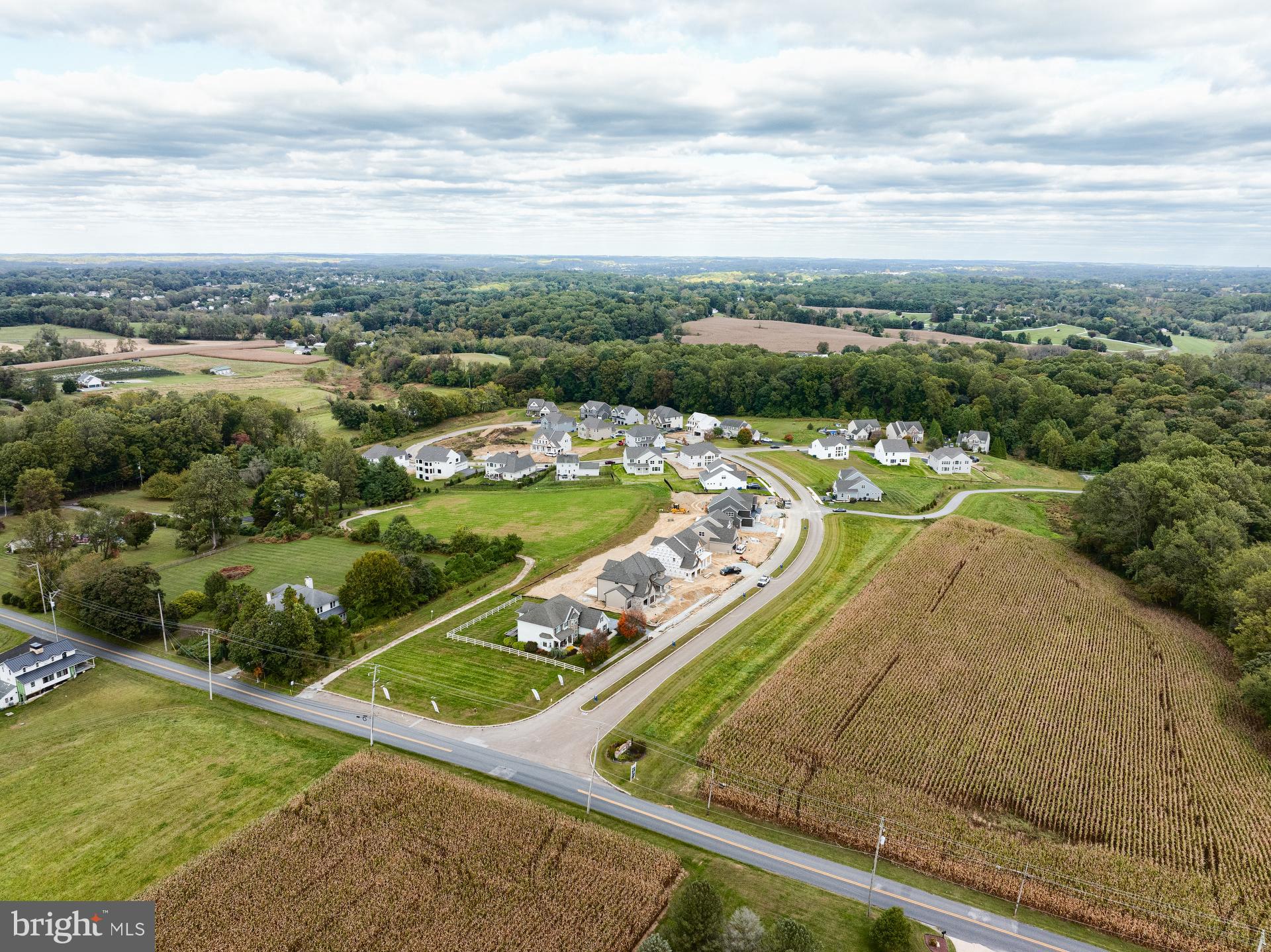 LEXINGTON POINTE - Residential