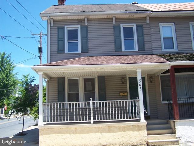 Nice sized home on corner lot in town. Off street parking, large living room and dining off large kitchen. HUD home sold As Is. Case #441-600706, Ask your agent for details and submit all offers at www.hudhomestore.com. See also MMREM.com for more details.
