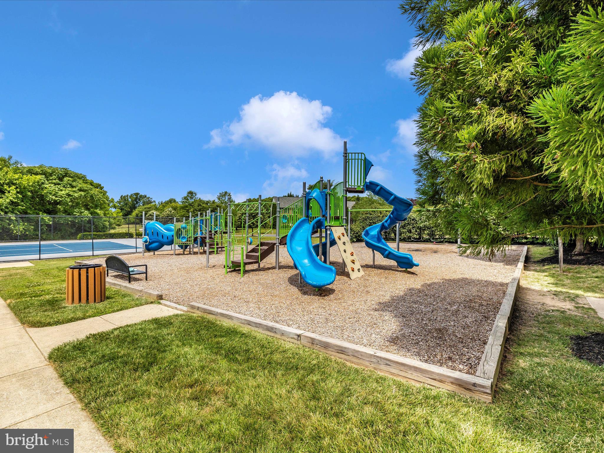 URBANA HIGHLANDS - Residential