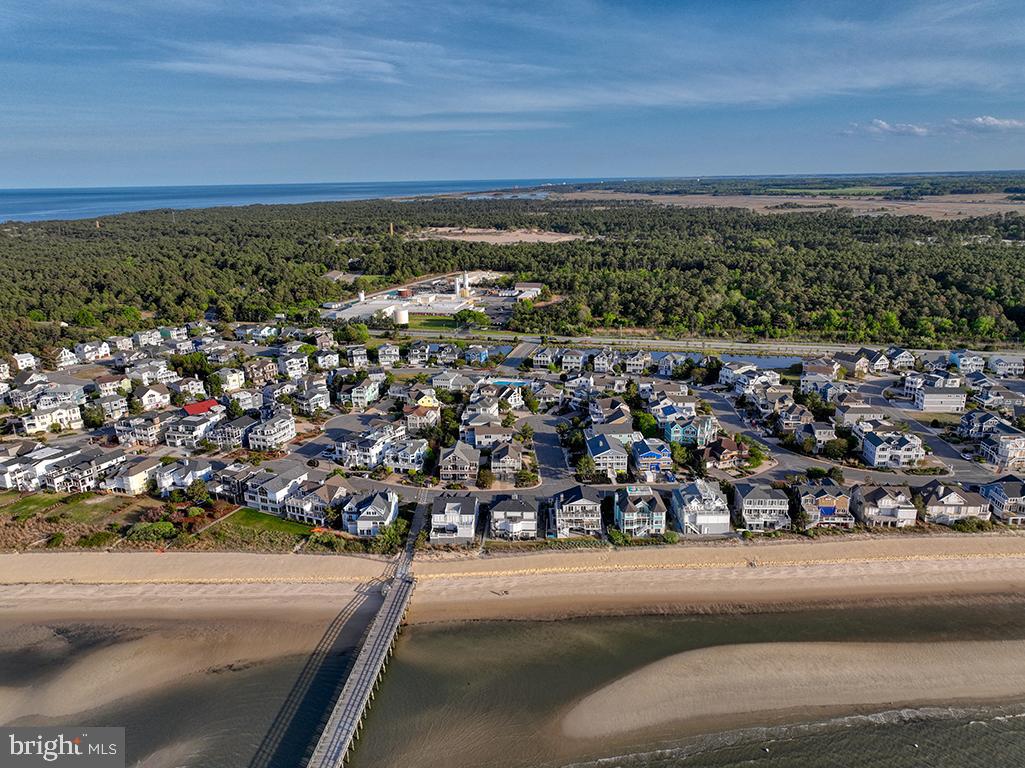 CAPE SHORES - Residential