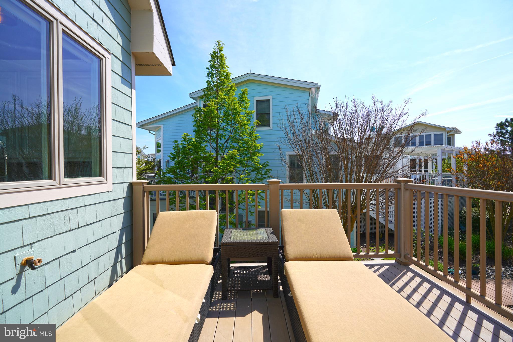 CAPE SHORES - Residential