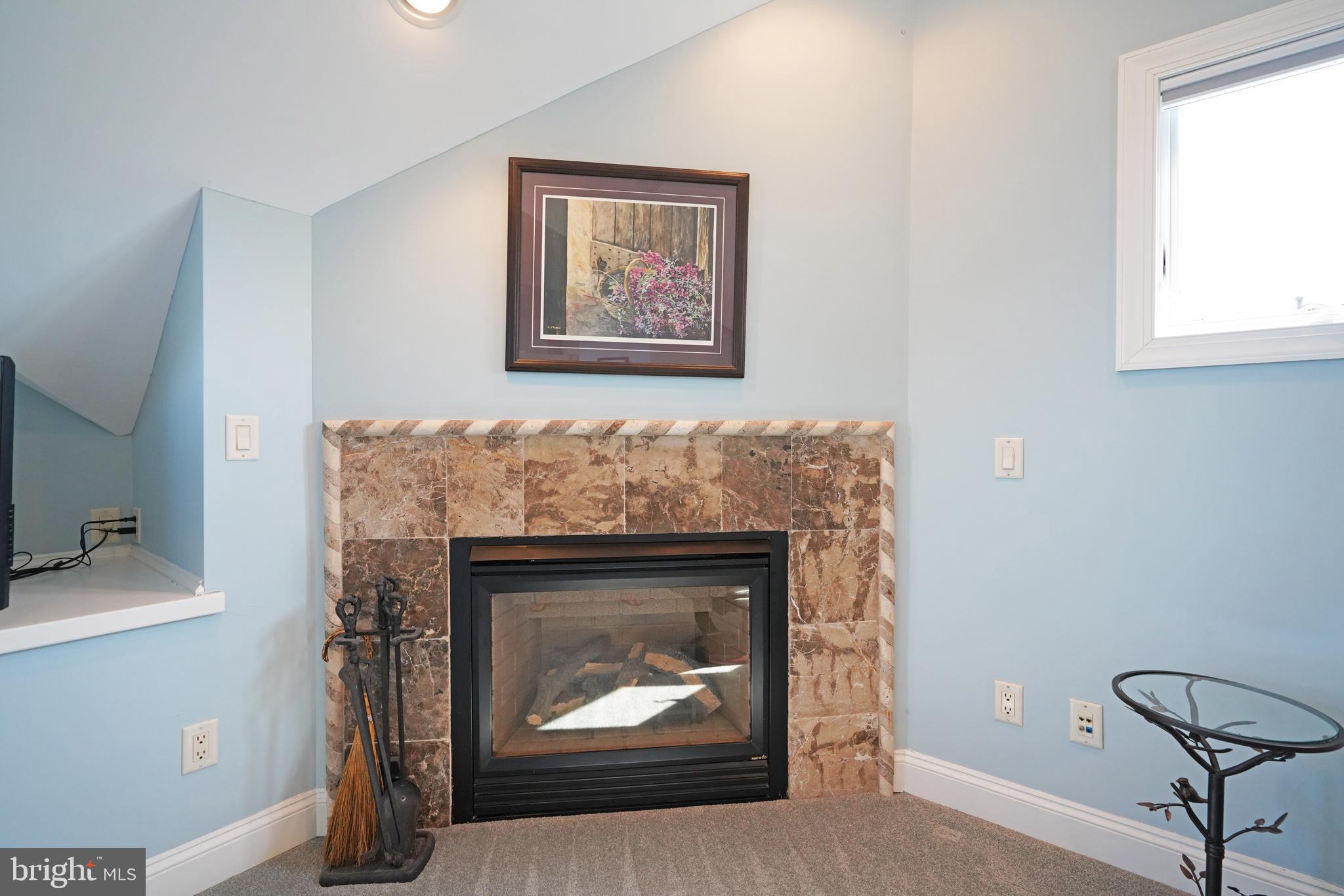CAPE SHORES - Residential