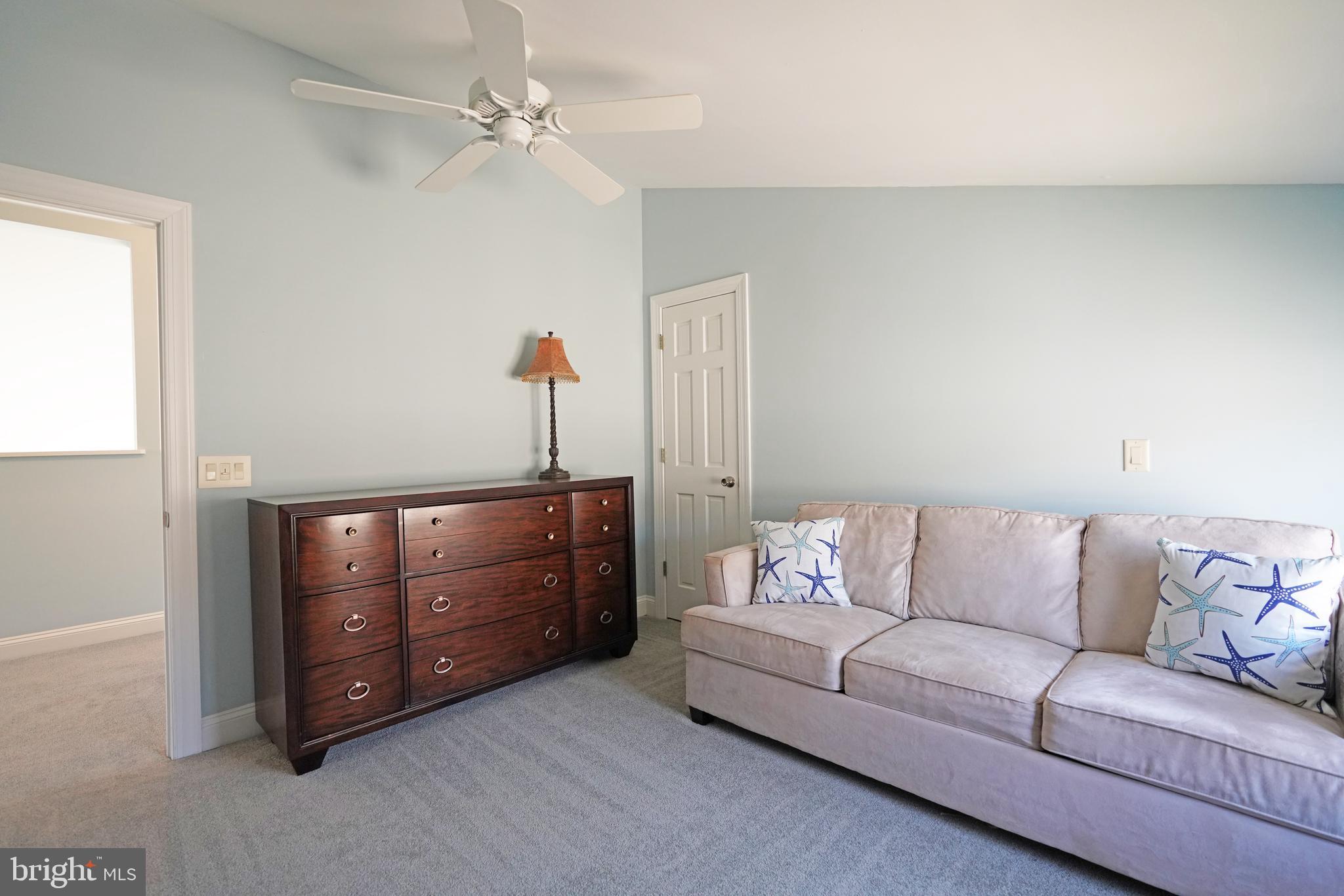 CAPE SHORES - Residential