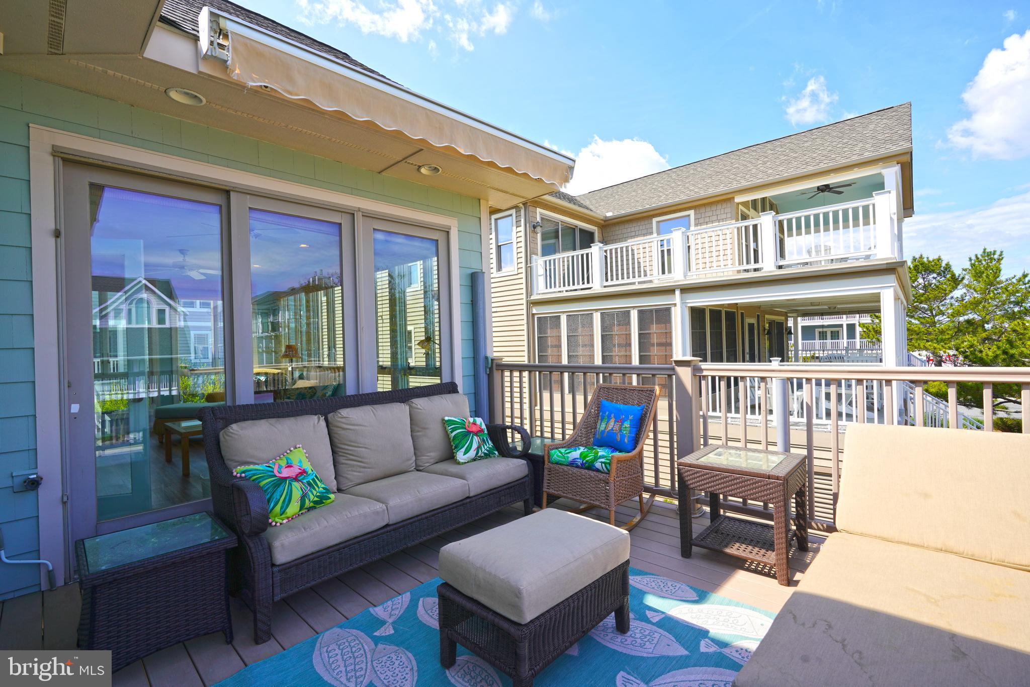 CAPE SHORES - Residential
