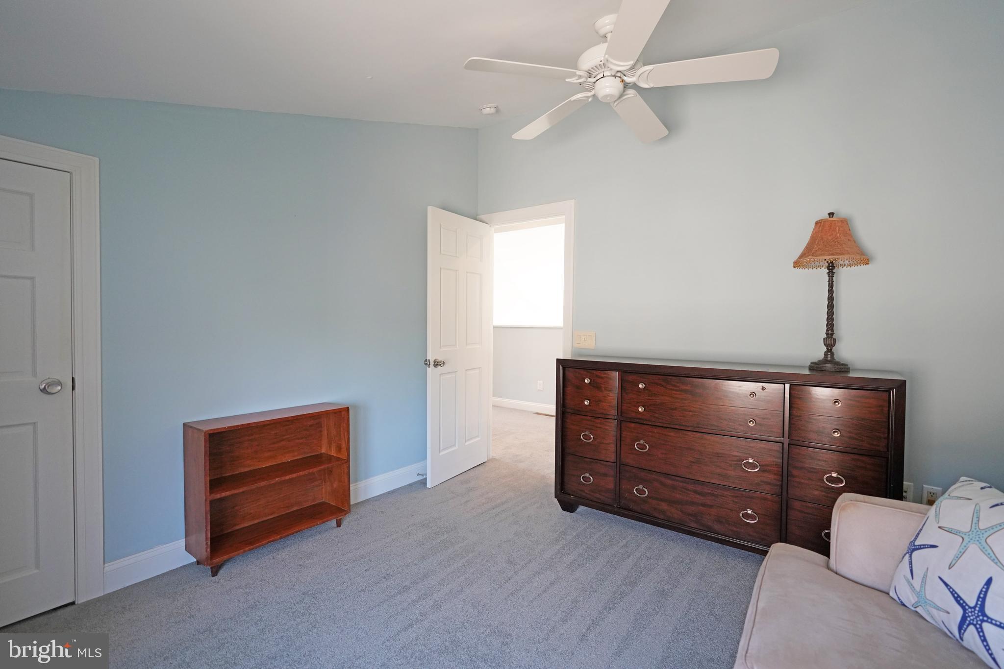 CAPE SHORES - Residential