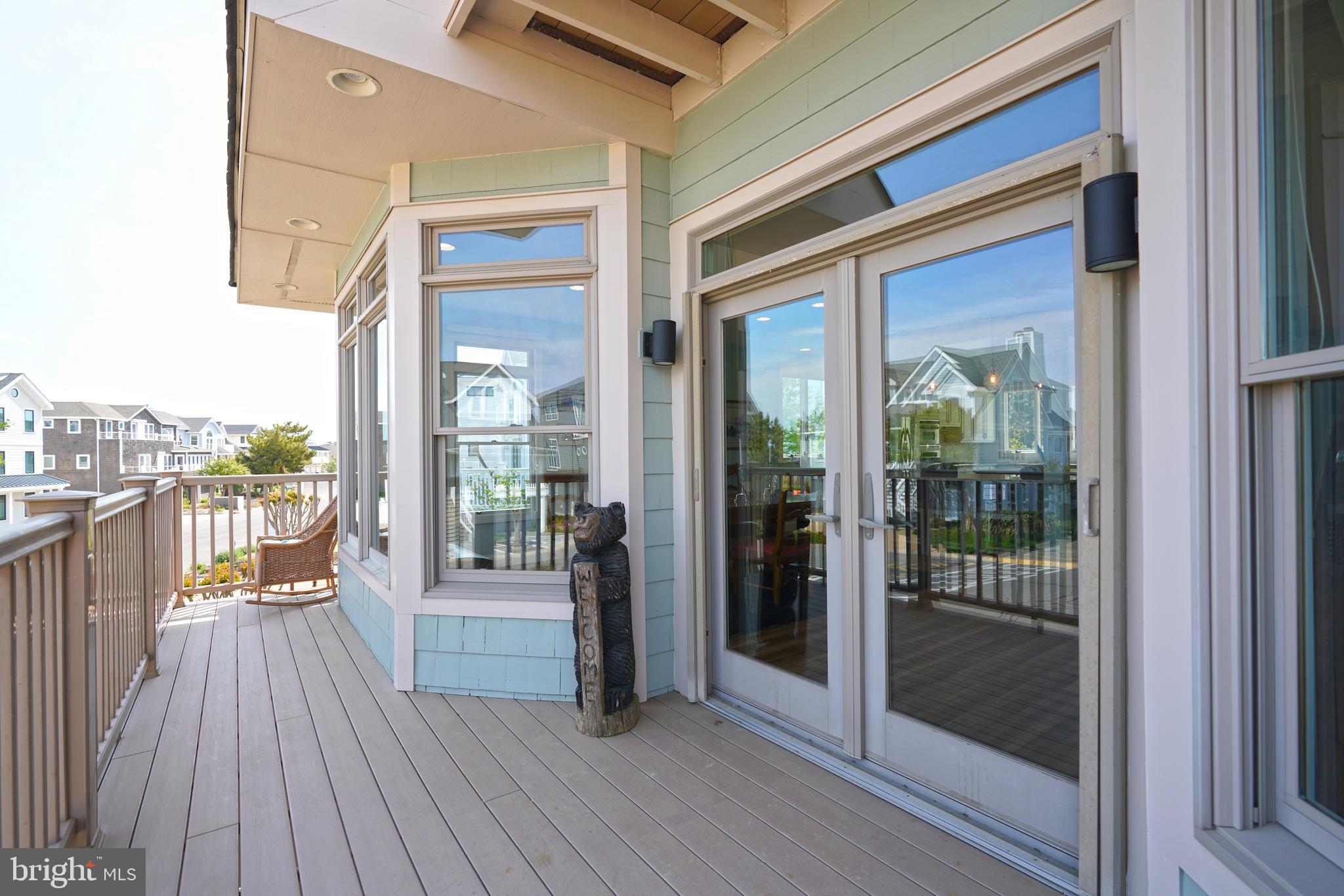 CAPE SHORES - Residential