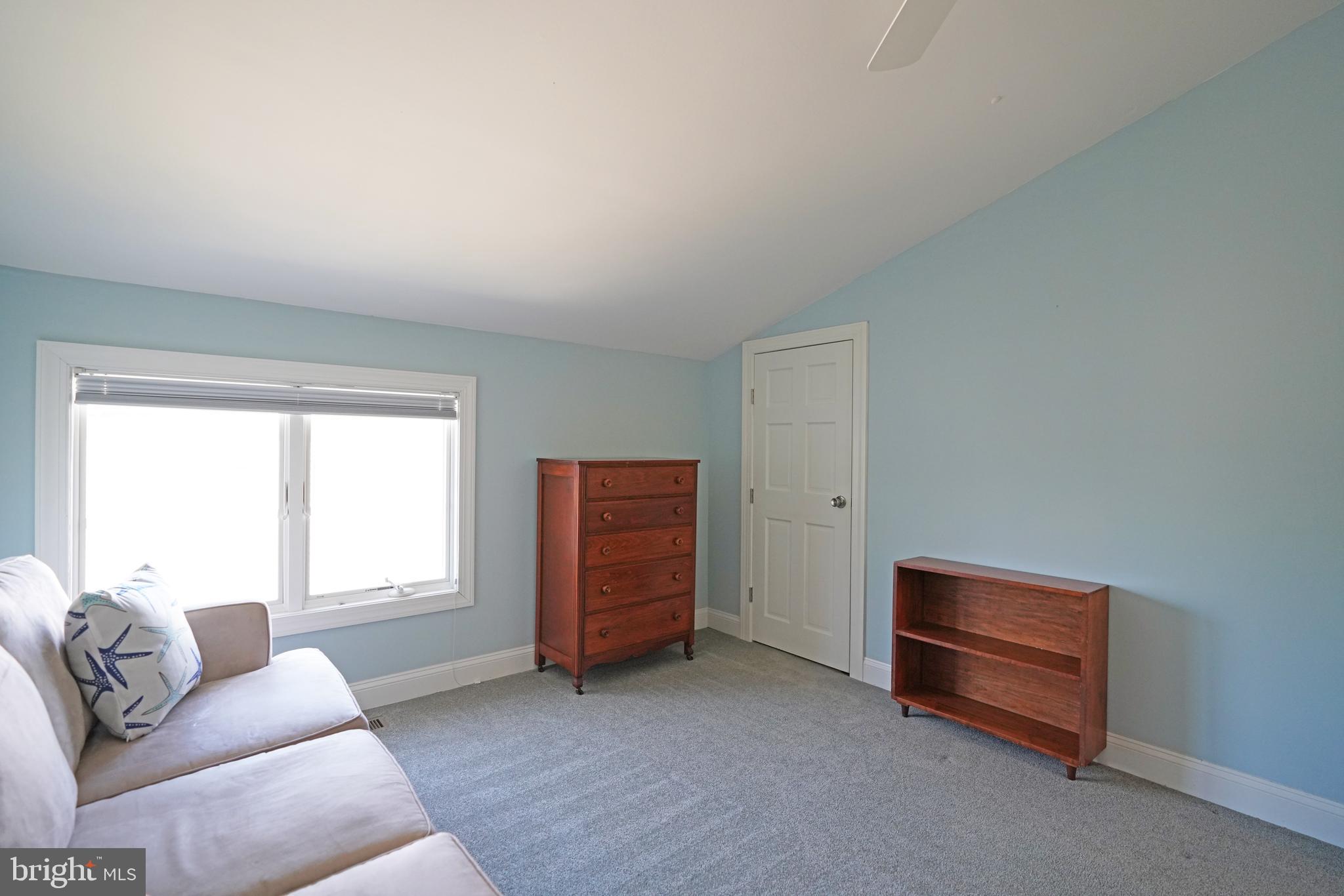 CAPE SHORES - Residential