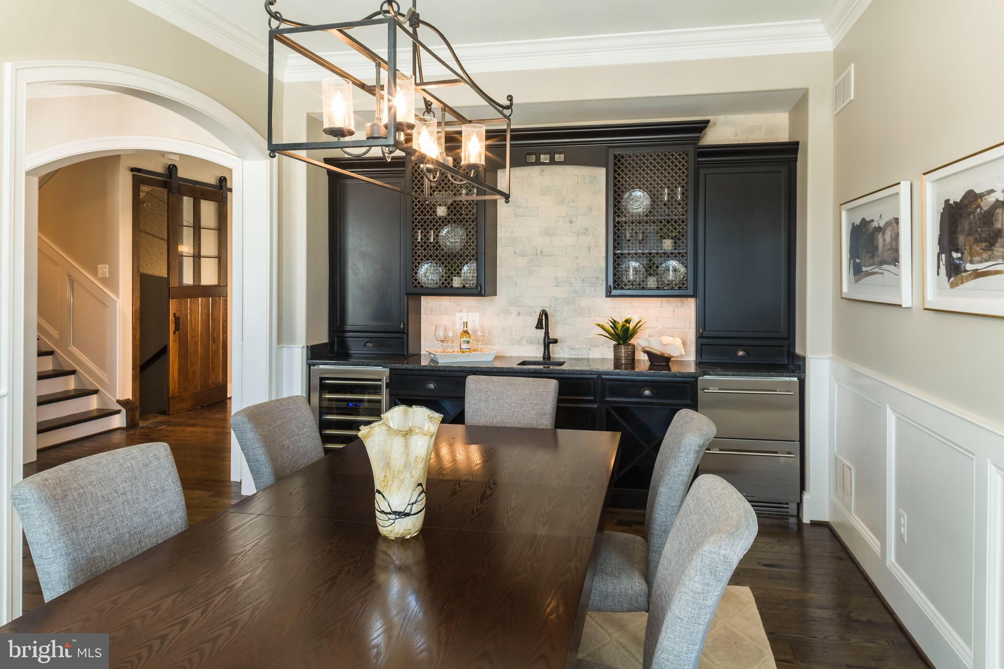 FULTON HILL - Residential