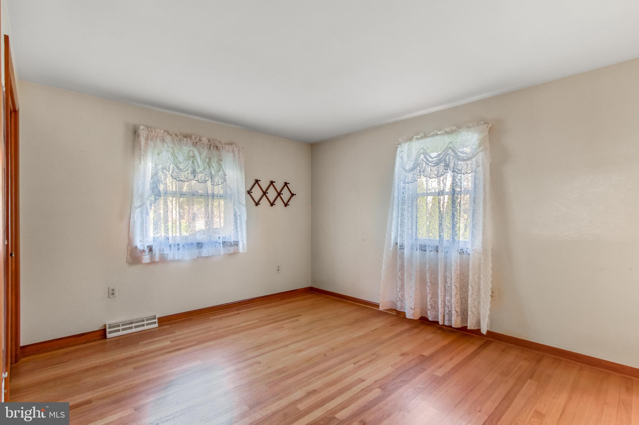EAST HEMPFIELD TWP - Residential