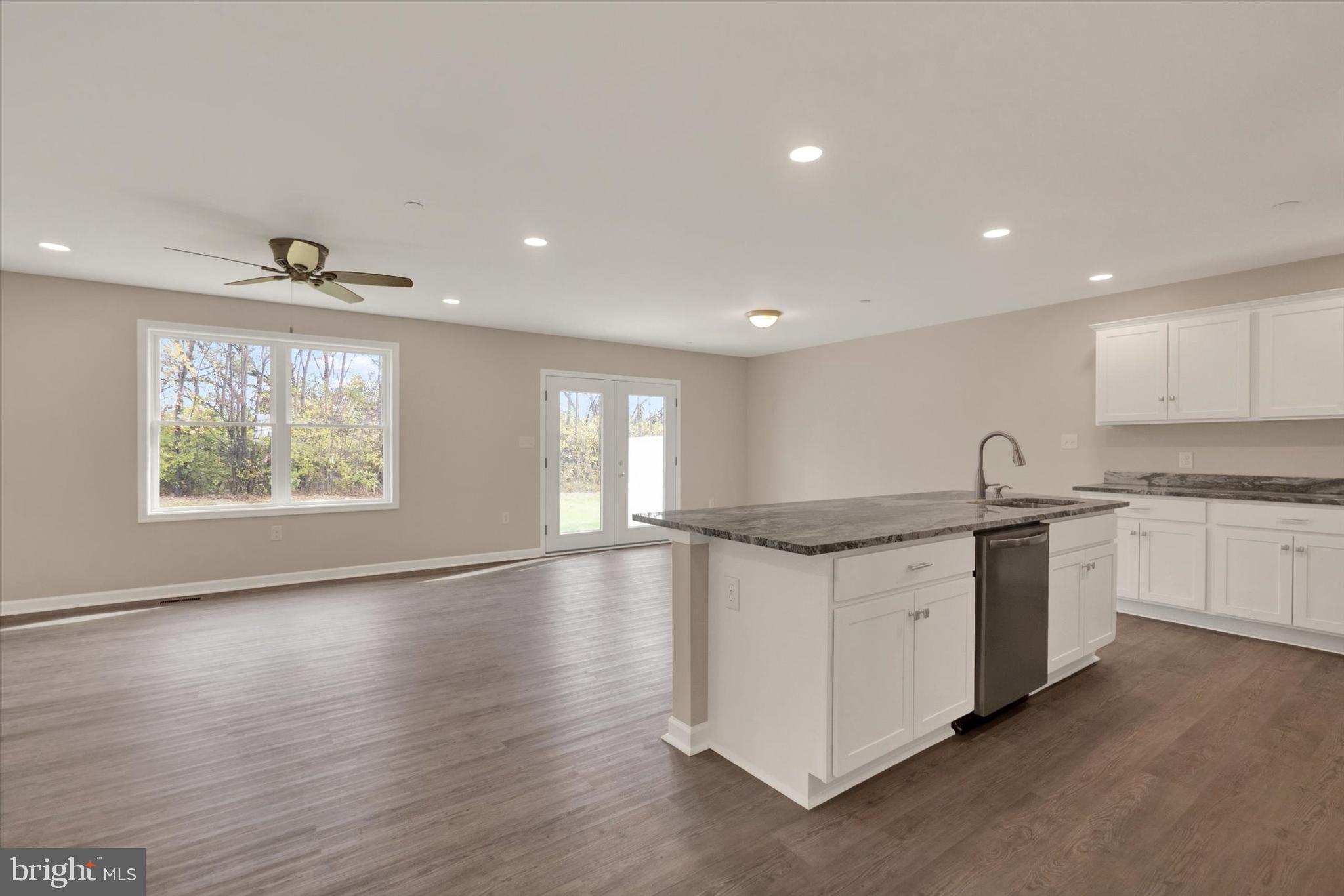 FREEDOM HILLS - Residential