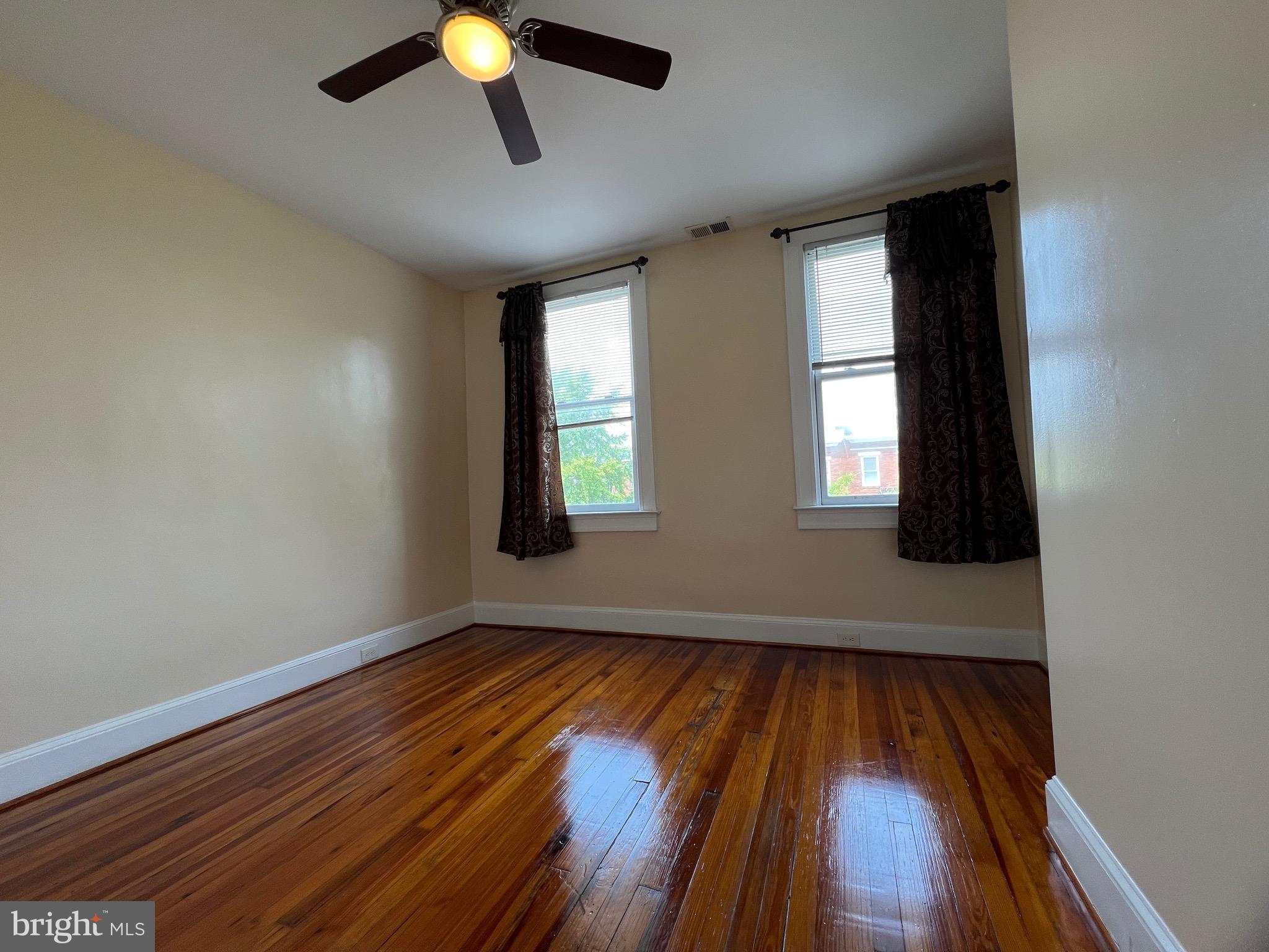 HIGHLANDTOWN - Residential