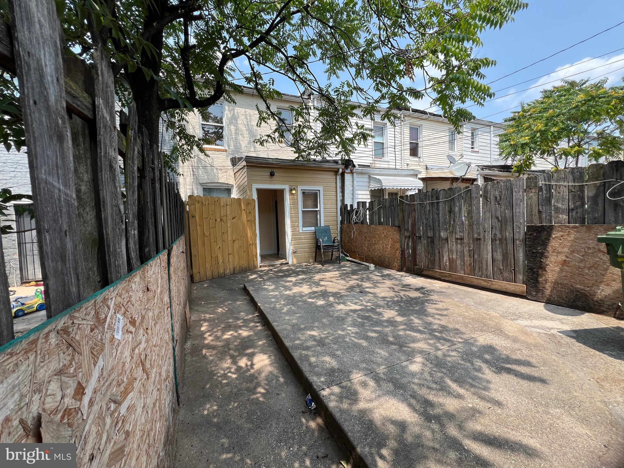 HIGHLANDTOWN - Residential
