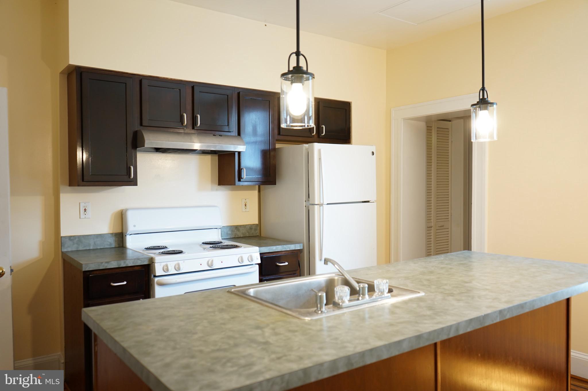 HIGHLANDTOWN - Residential