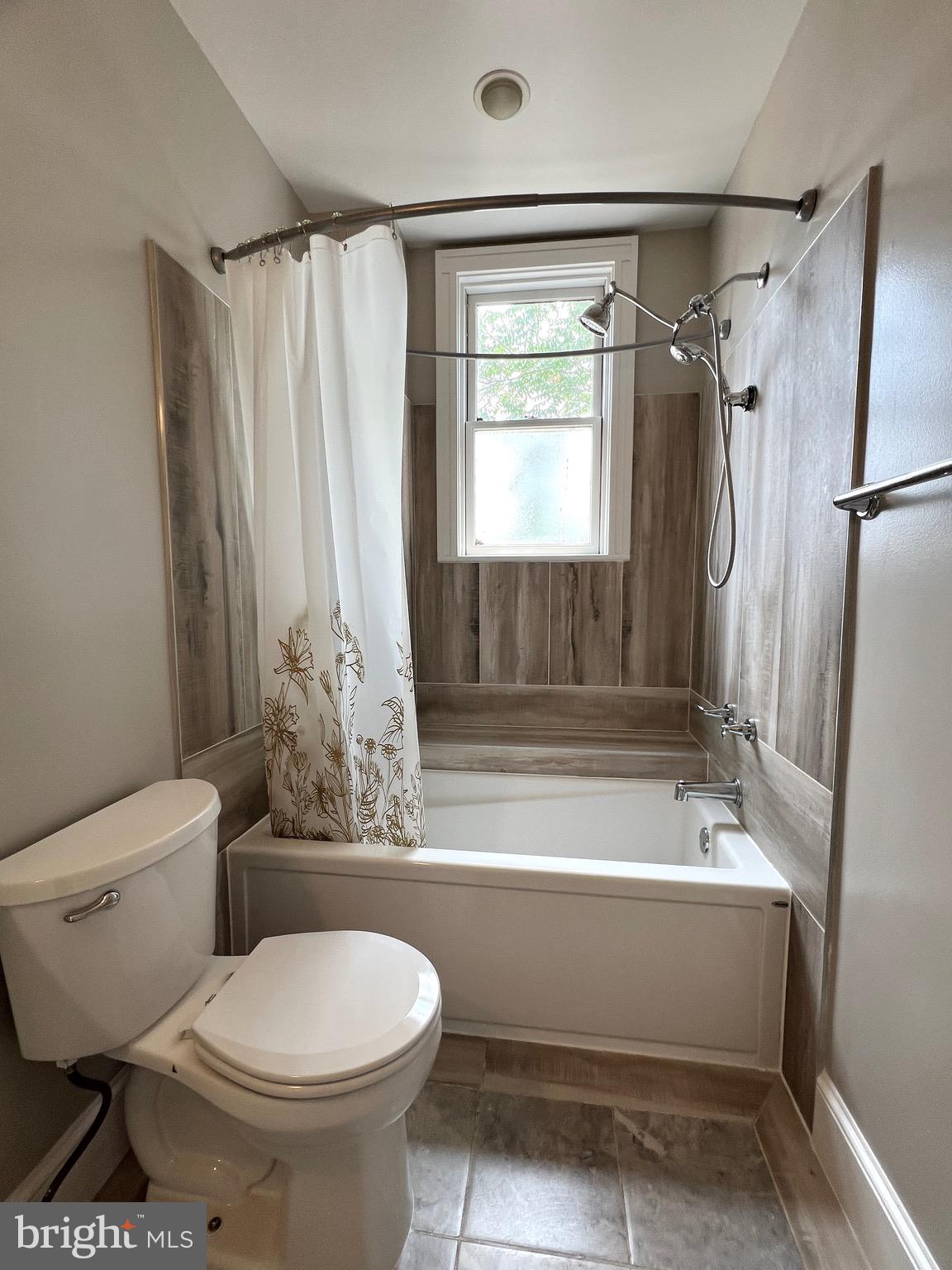 HIGHLANDTOWN - Residential