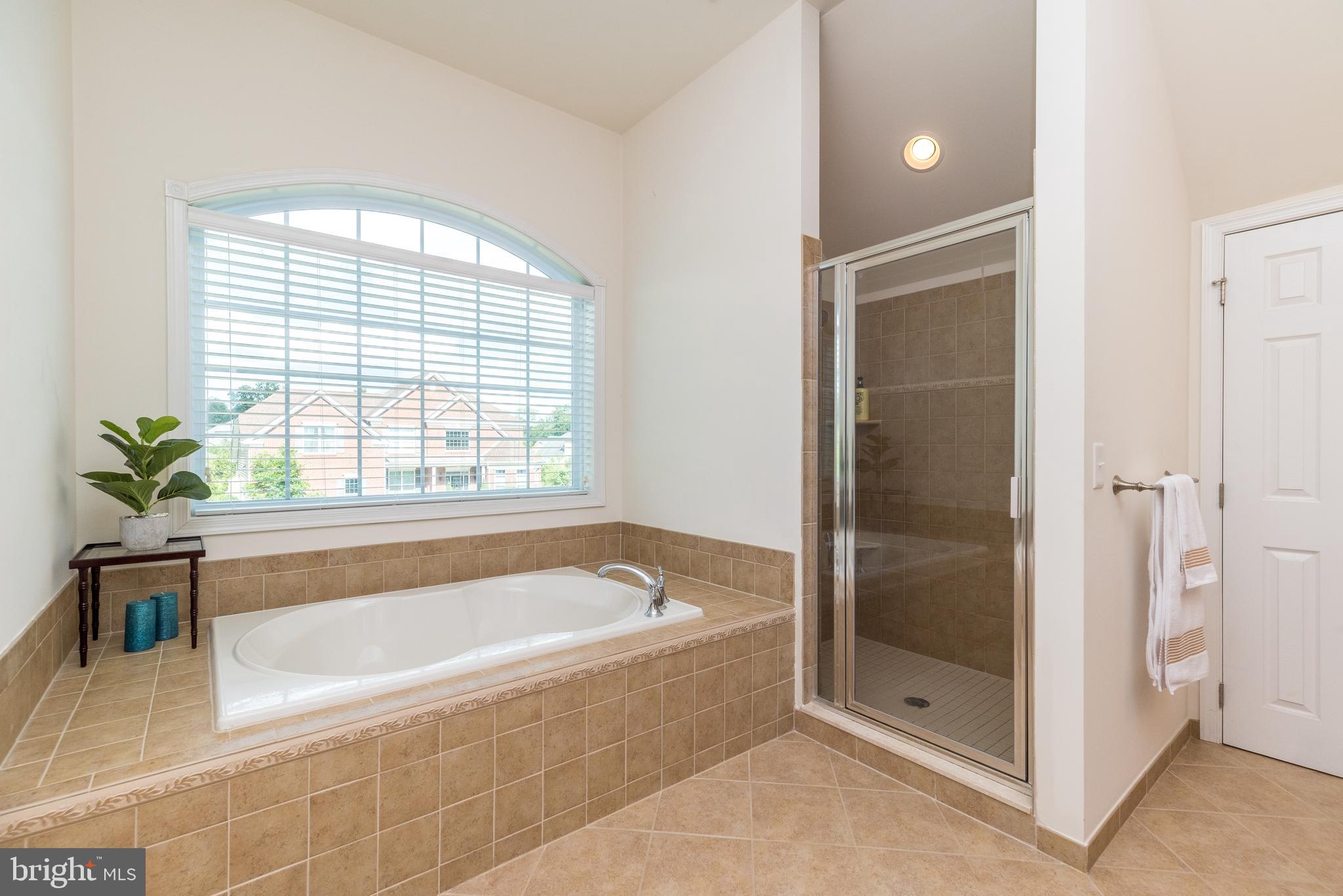 WARRINGTON GLEN - Residential